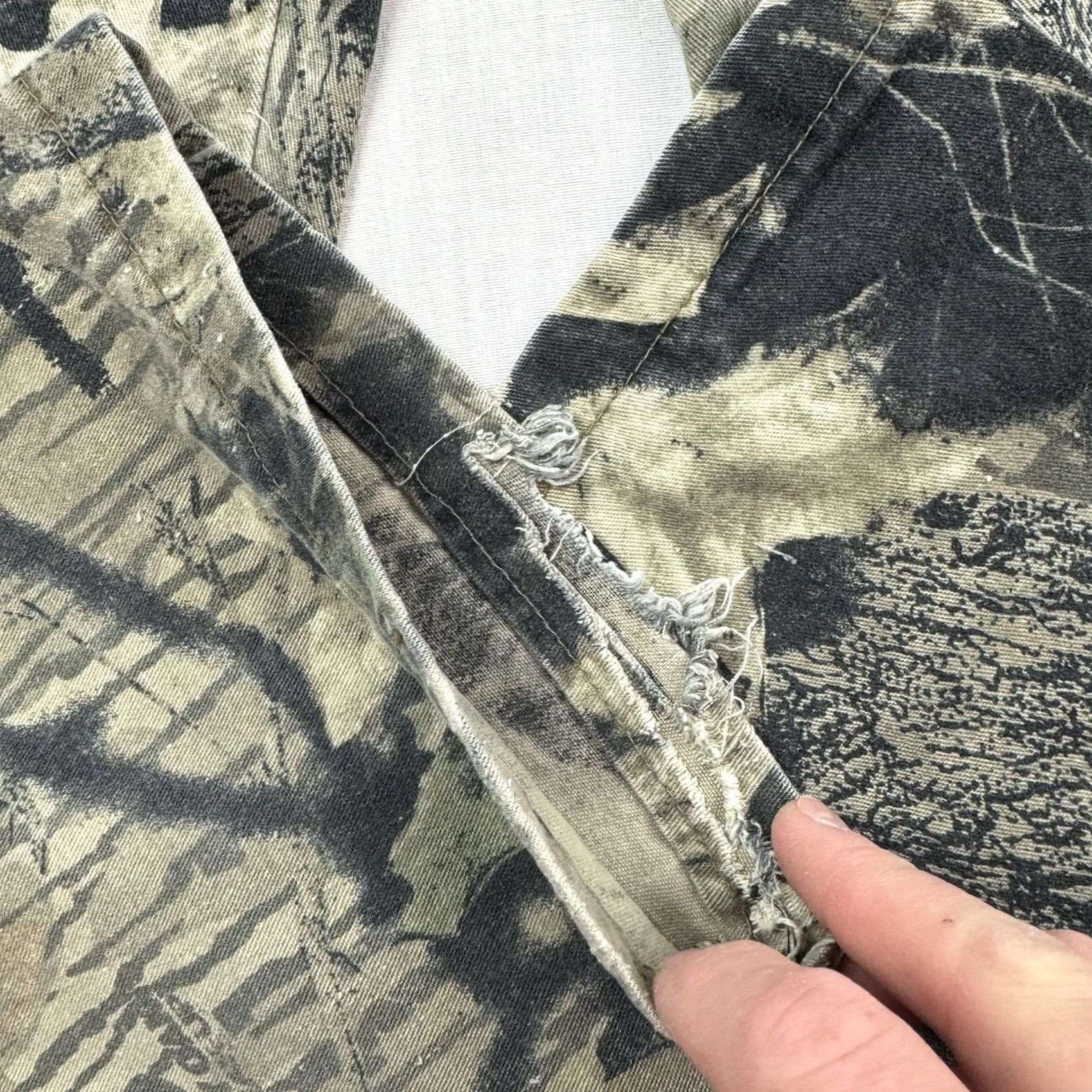 Vintage VINTAGE Mossy Oak Camo Cargo Pants Men 32x32 Casual USA 90s Grunge Outdoor Camouflage Pants Size US 32 / EU 48 - 2 Thumbnail