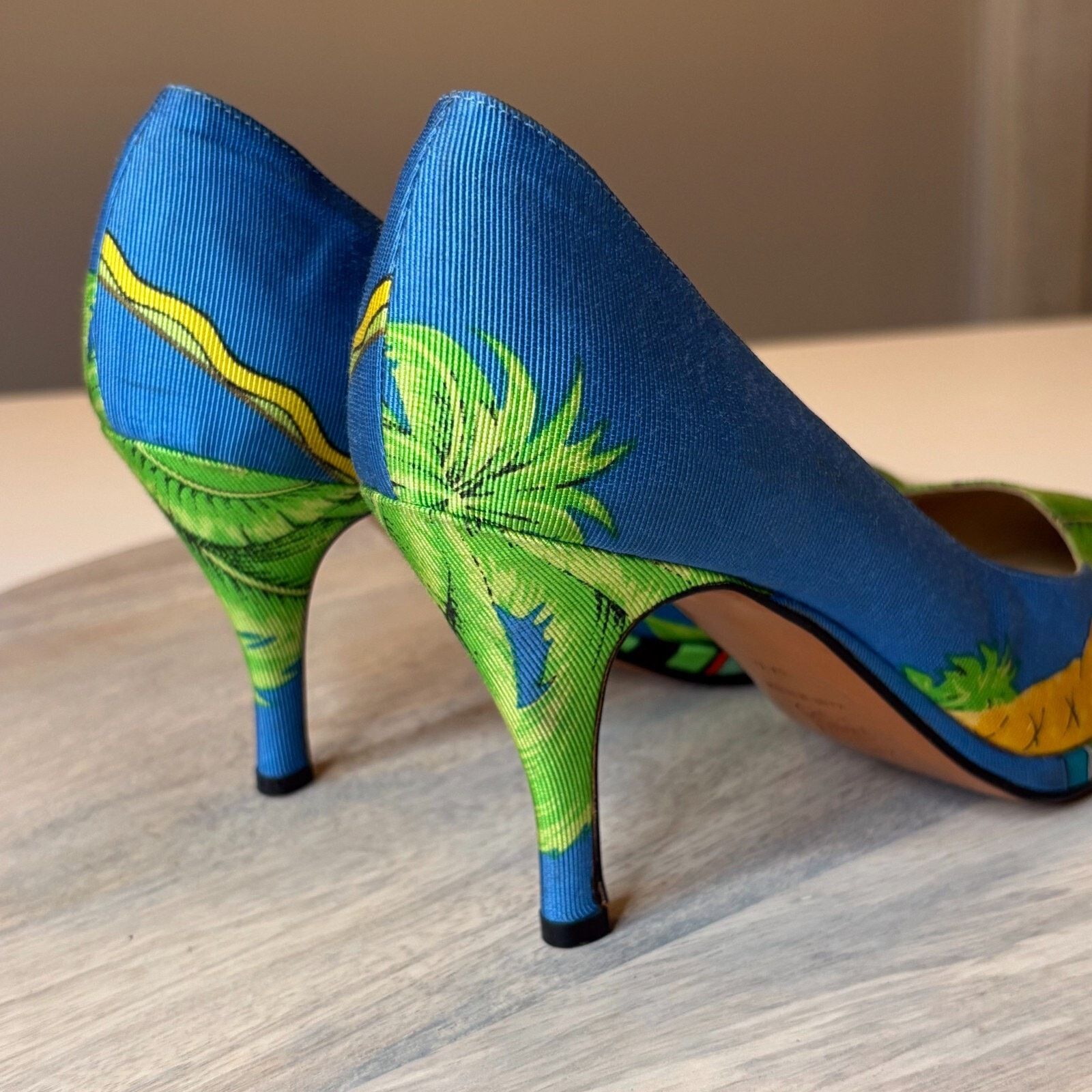 Versace Versace Vintage Tropical Pineapple Pumps Heels US Size 7.5 Size US 7.5 / IT 37.5 - 8 Thumbnail