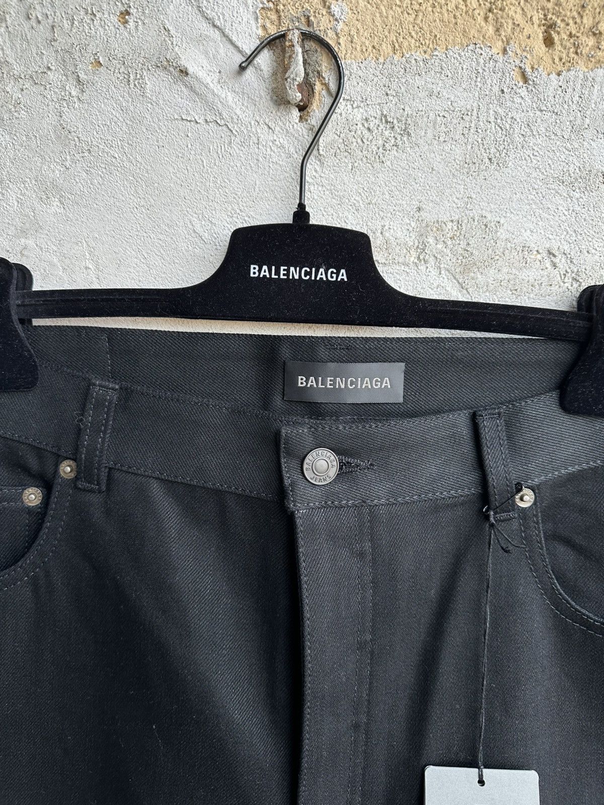 Balenciaga [34] 1390$ Spring26 Japanese Curved Knee denim pants Size US 34 / EU 50 - 6 Thumbnail