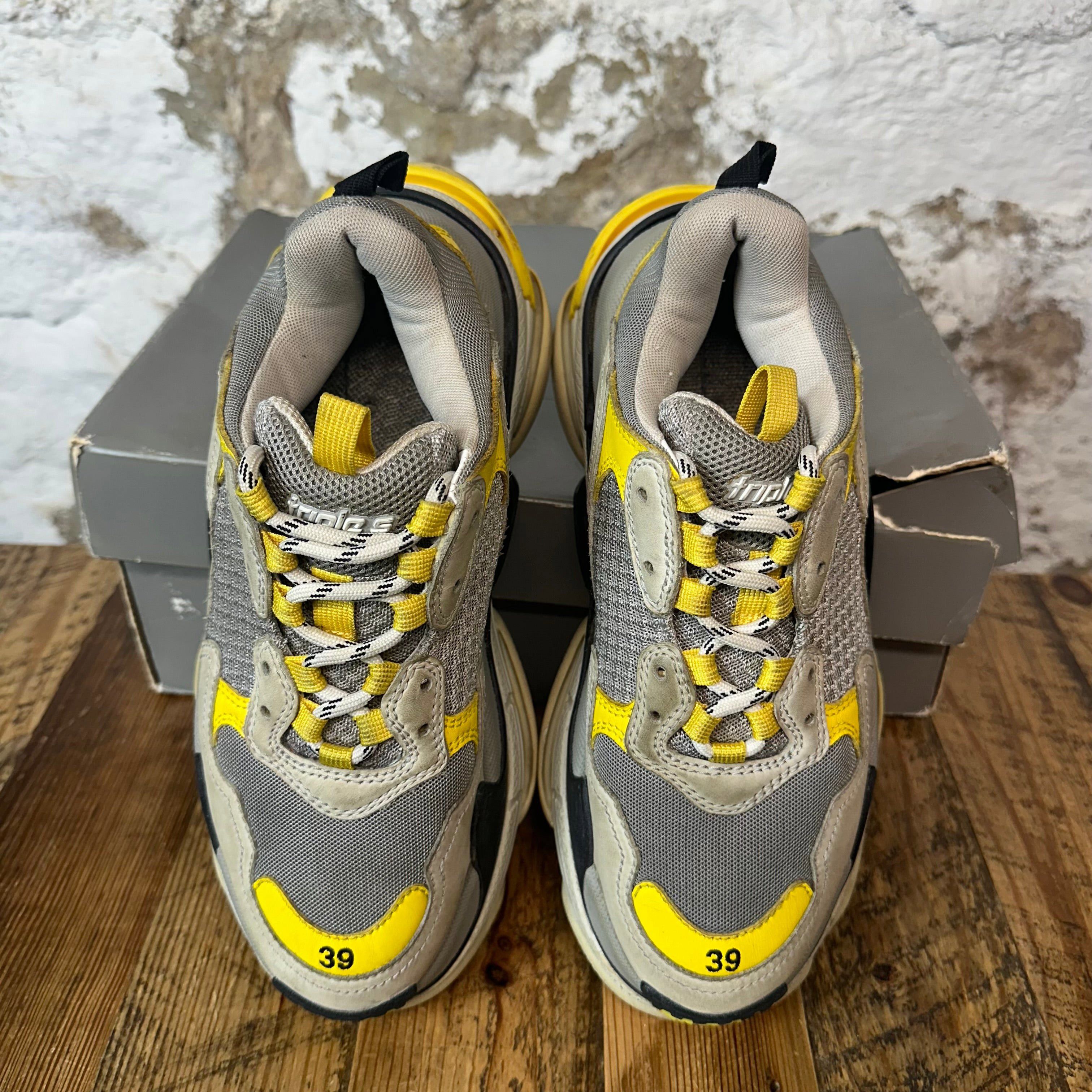 Balenciaga Balenciaga Triple S Gray Yellow Sz 6.5 (39) Size US 6.5 / EU 39-40 - 3 Thumbnail