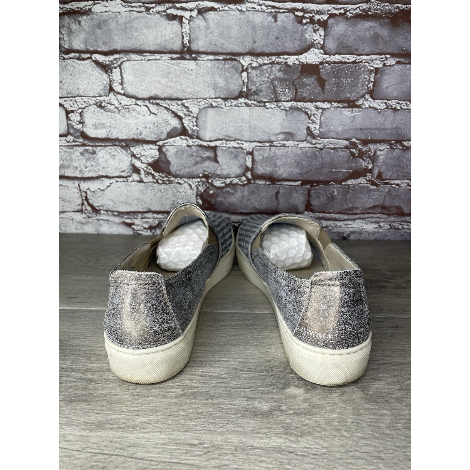 A-Flex The Flexx Silver Leather Shimmer Weaves Woven Sneakers Women Size US 11 / IT 41 - 5 Thumbnail