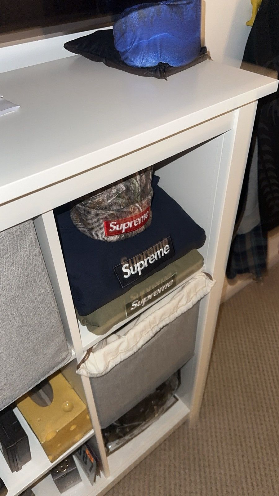 Supreme Supreme Box Logo Hoodie Olive ColorWay FW 2025 Size US L / EU 52-54 / 3 - 3 Thumbnail
