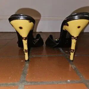 Casadei Casadei Heels w. Bamboo Size US 8 / IT 38 - 3 Thumbnail