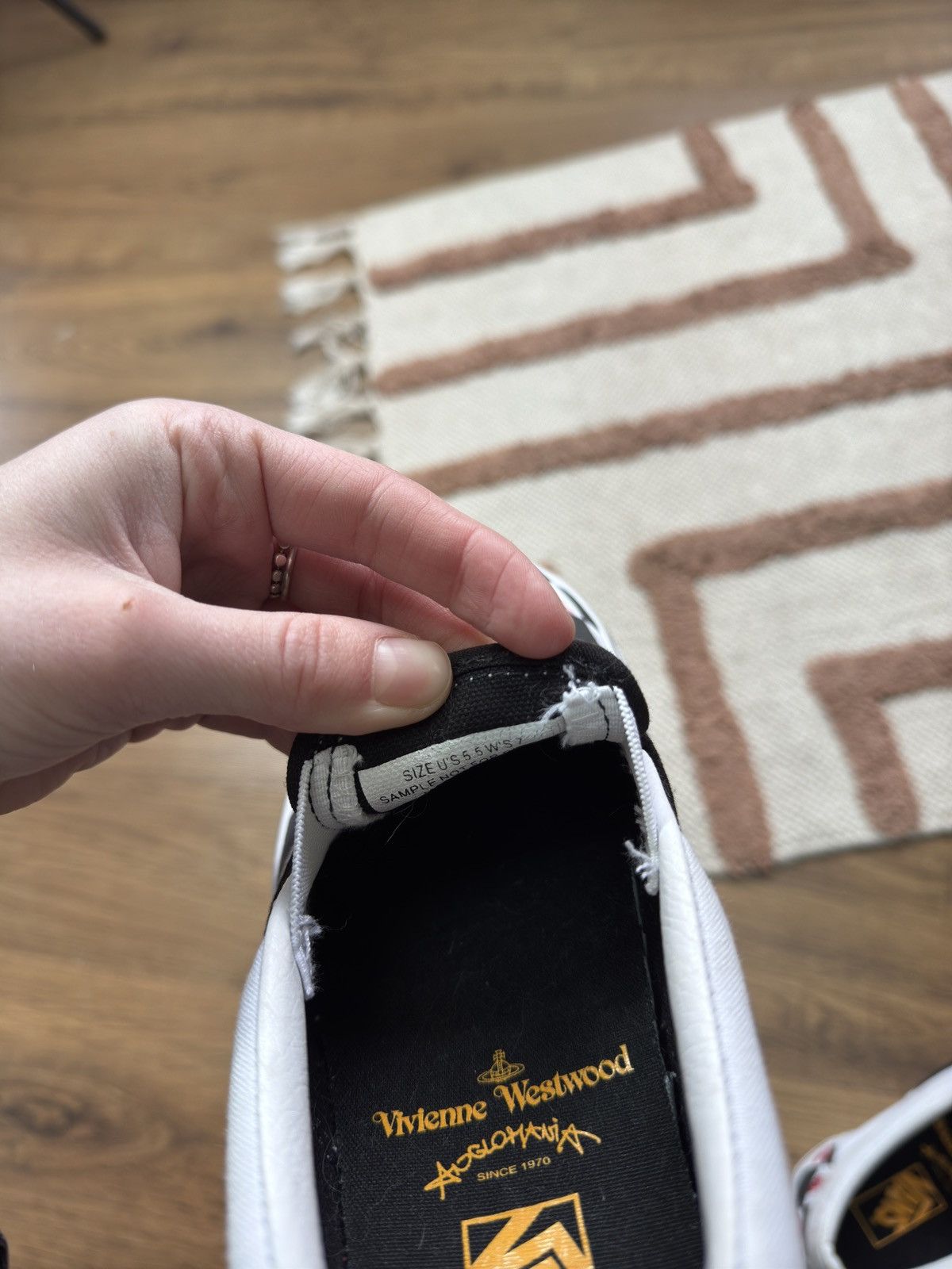 Vans × Vivienne Westwood VIVIENNE WESTWOOD X VANS CHECKERS SHOES SLIP ONS Size US 7 / IT 37 - 6 Thumbnail