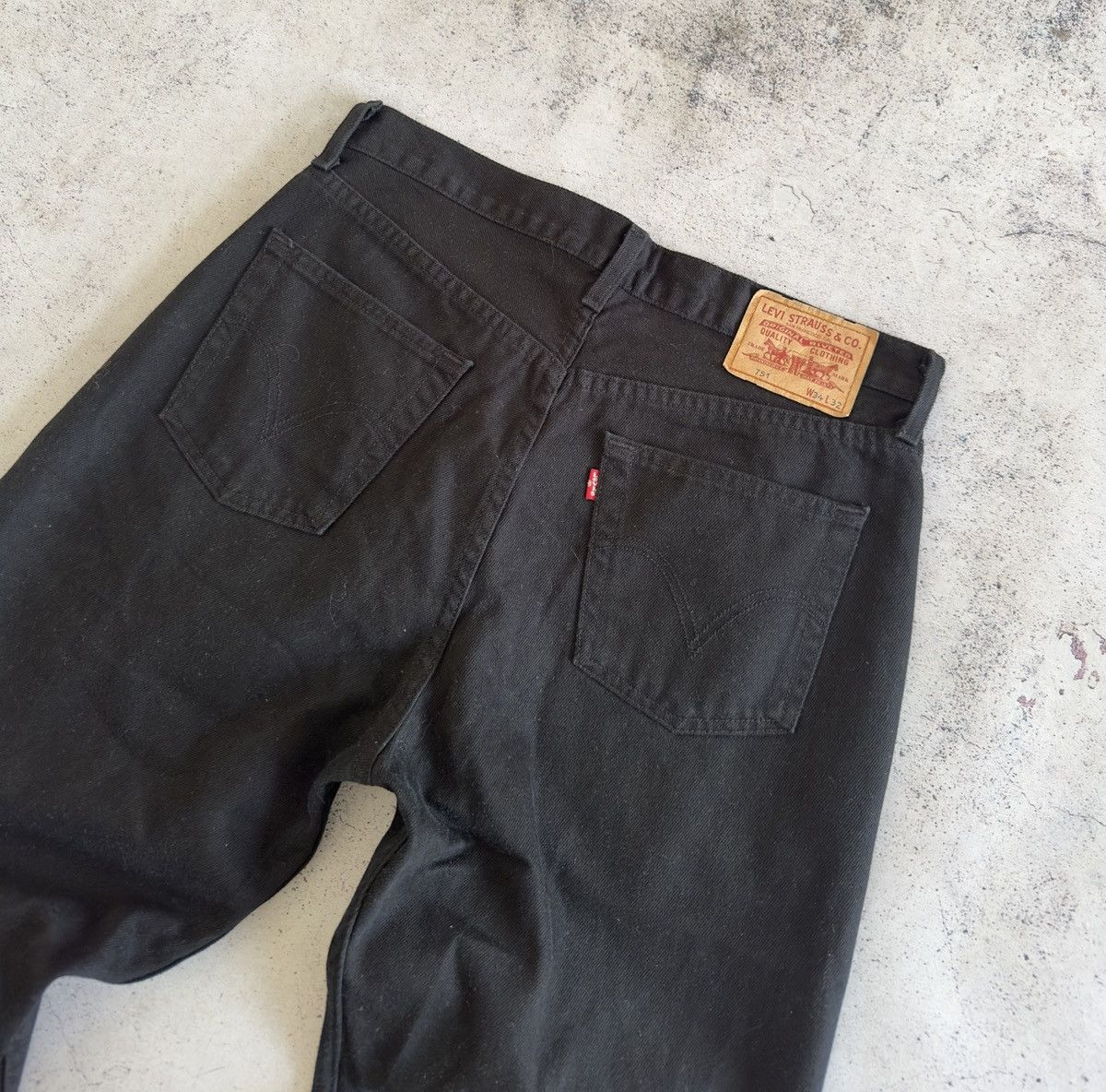 Levi's Levis 751 Black Denim Jeans Pants Size 34/32 Size US 34 / EU 50 - 4 Thumbnail