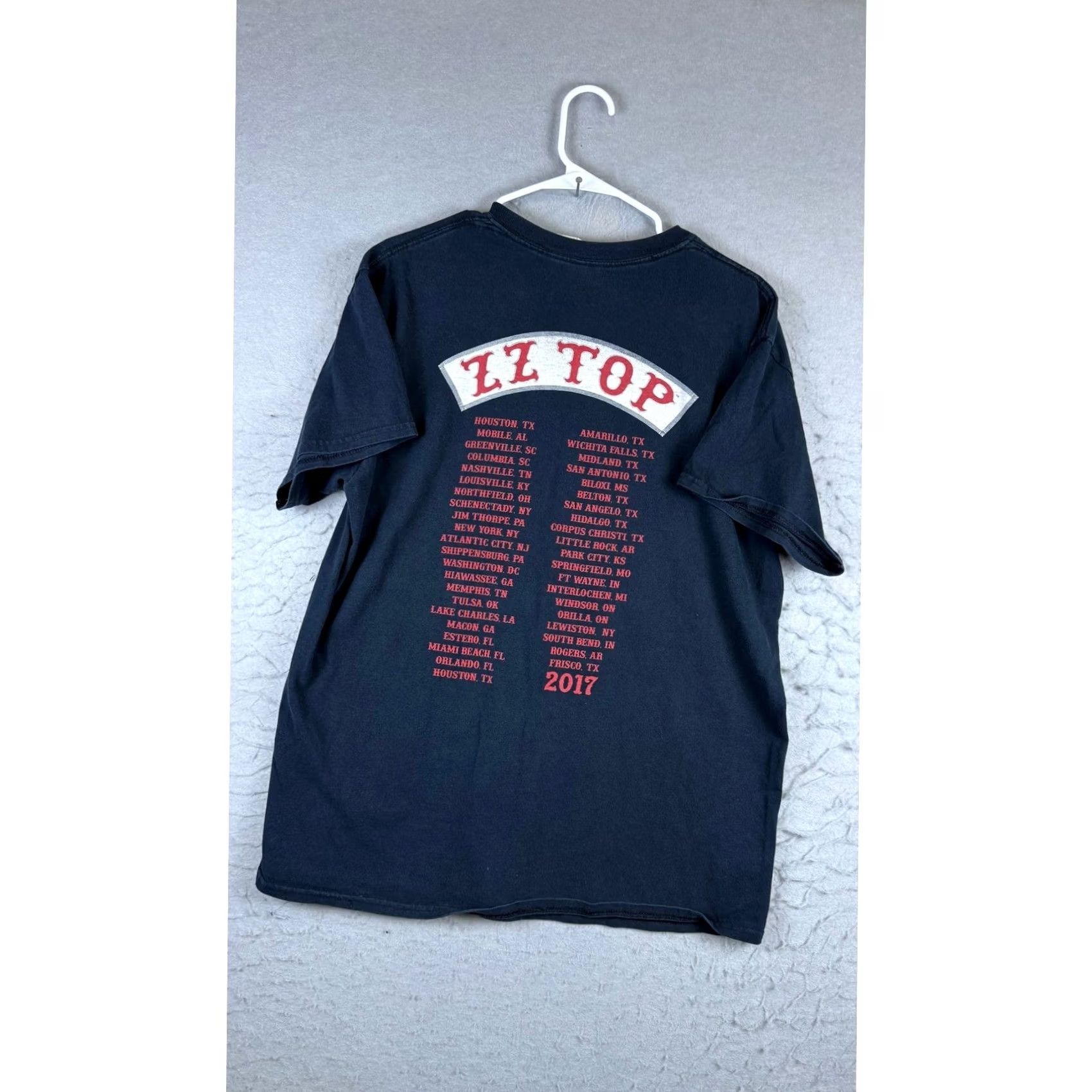 Gildan Gildan ZZ Top T-Shirt Mens Large Black 2017 Tour Graphic Tee Size US L / EU 52-54 / 3 - 4 Thumbnail