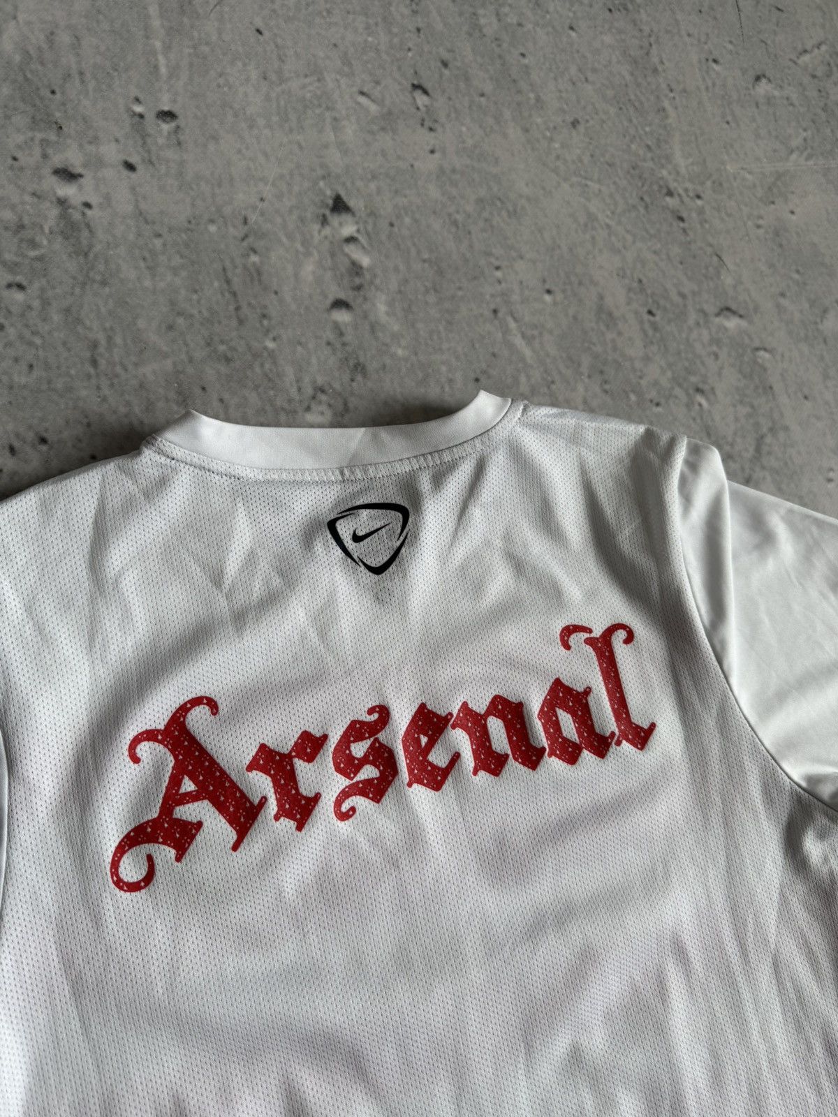 Nike Jersey Nike Arsenal Fly Emirates Ronaldo Size US M / EU 48-50 / 2 - 9 Thumbnail