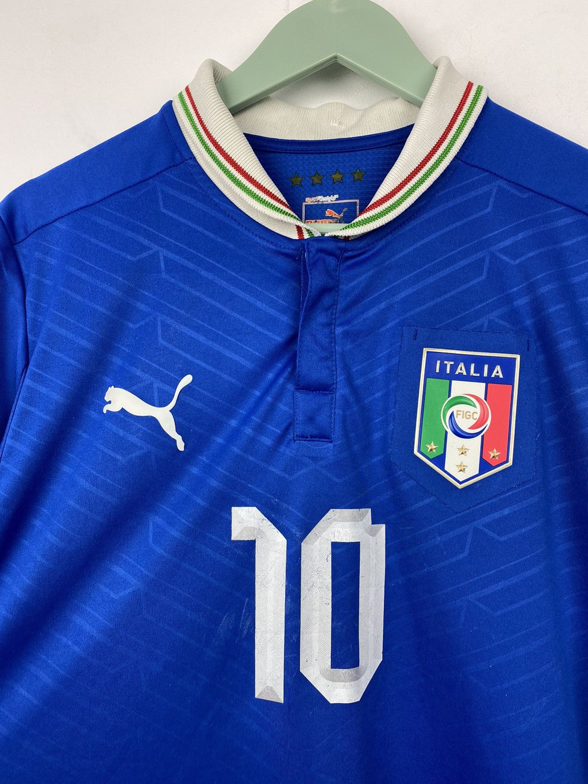 Puma Italy 2012 2013 Cassano #10 Football Soccer Jersey Germany Size US M / EU 48-50 / 2 - 3 Thumbnail