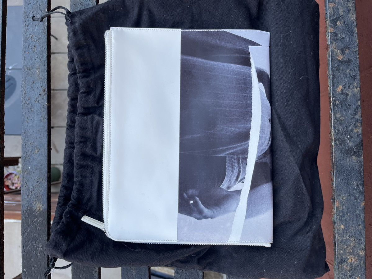 Jil Sander × Raf Simons Archive Graphic Print Zip Pouch in White Smooth Leather Size ONE SIZE - 10 Thumbnail