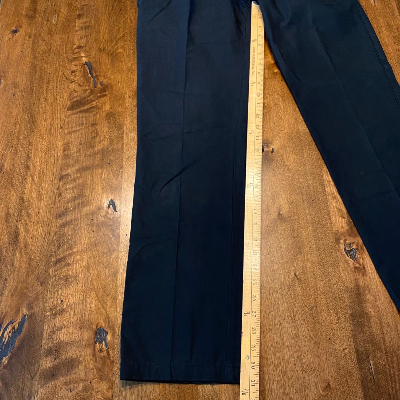 Hugo Boss Hugo Boss Pants Mens 30x31 Black Regular Fit Casual Pleated Work Outdoor Size US 30 / EU 46 - 7 Thumbnail