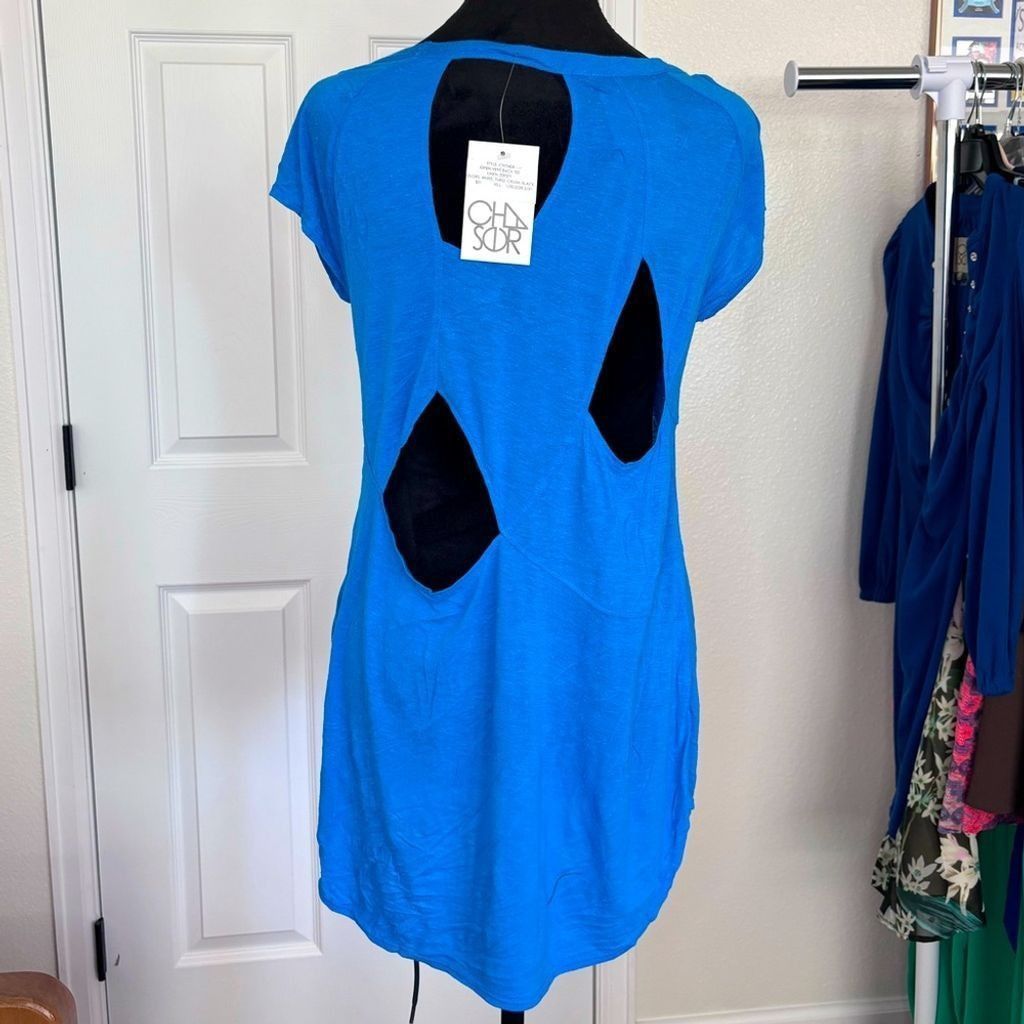 Chaser Brand Chaser top NWT Size M / US 6-8 / IT 42-44 - 1 Thumbnail