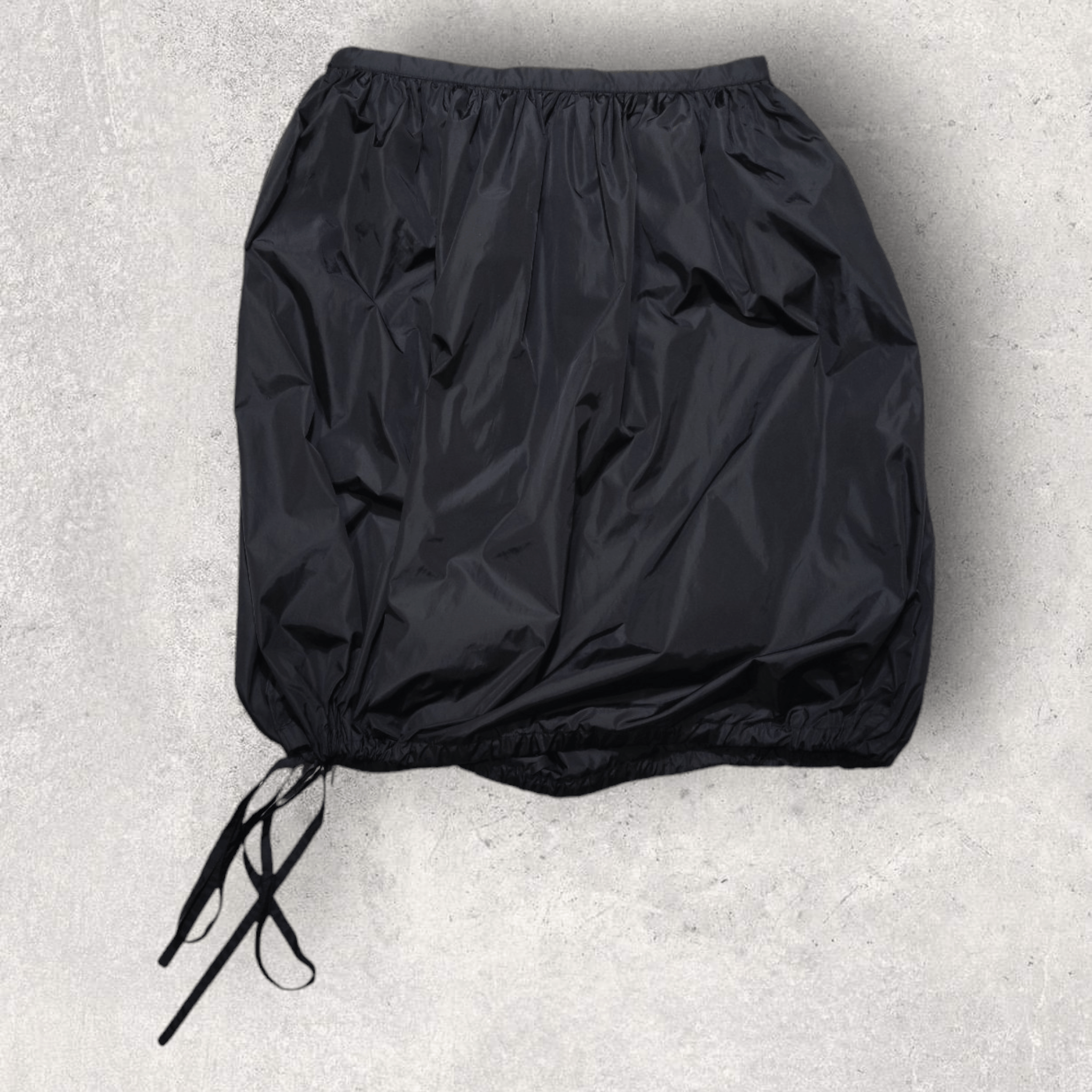 Prada Prada Nylon Black Midi Skirt Size 42 Size 28" / US 6 / IT 42 - 2 Thumbnail
