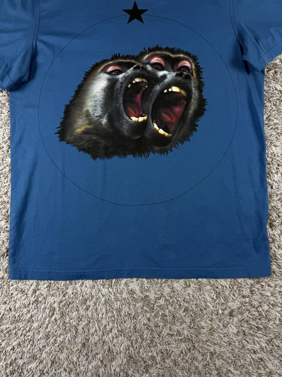 Givenchy Givenchy Monkey Brothers Graphic T-Shirt Blue Size US XL / EU 56 / 4 - 3 Thumbnail