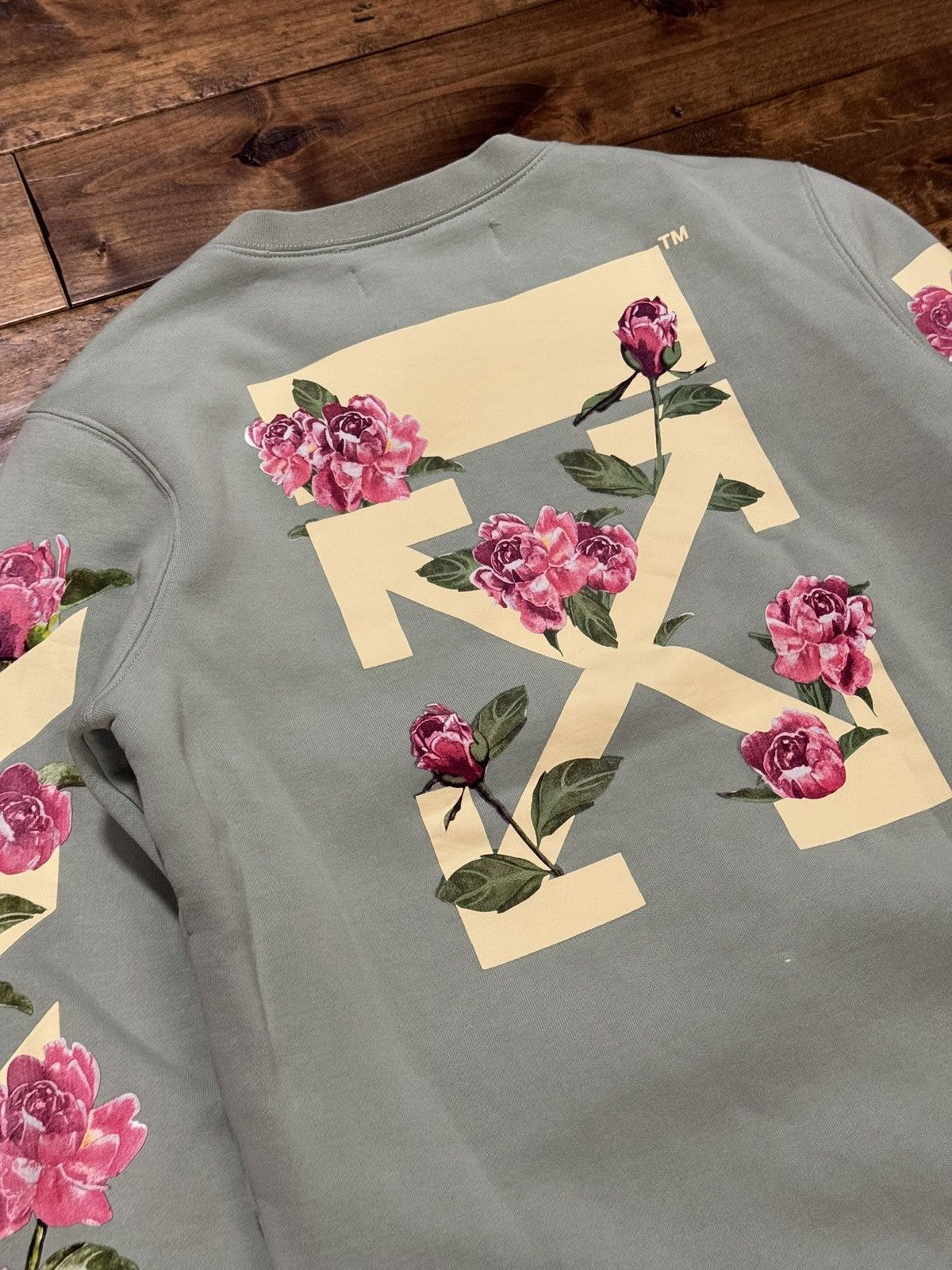 Off-White Off-White main label sweatshirt with floral graphics Size S / US 4 / IT 40 - 7 Thumbnail