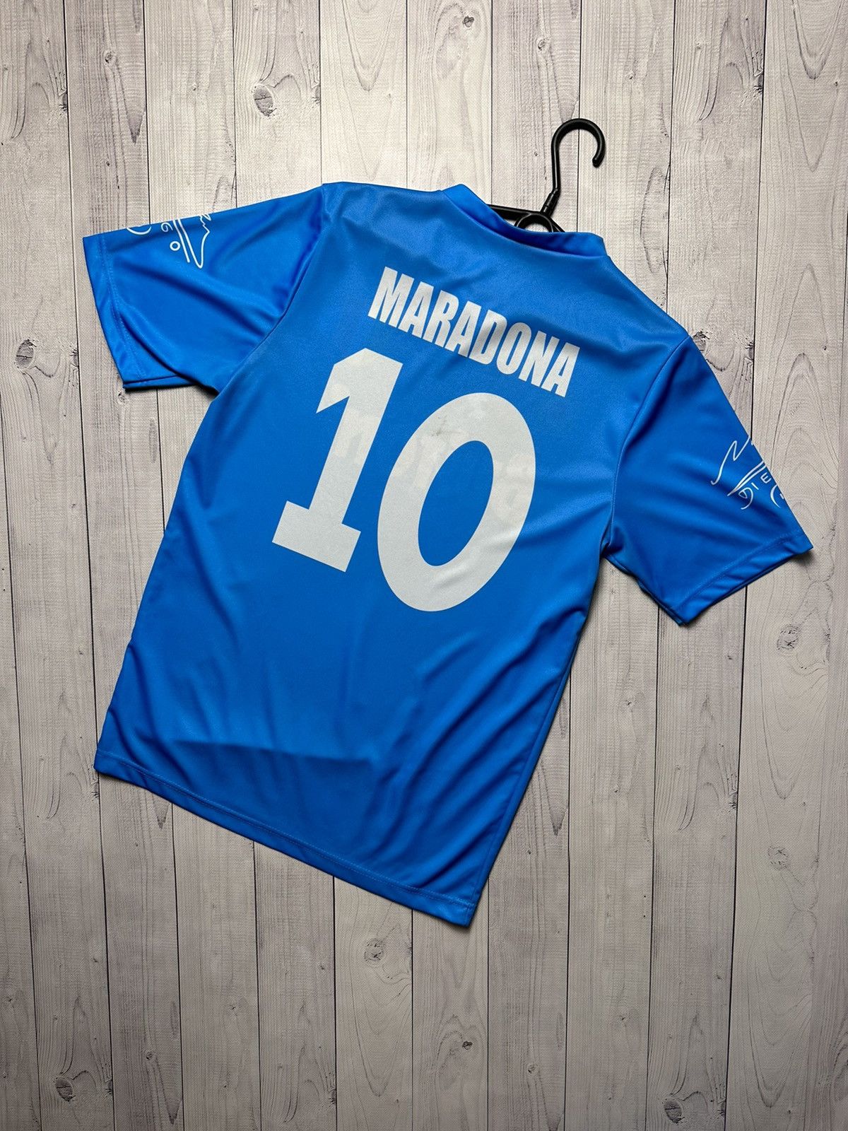 Vintage Vintage Maradona soccer jersey Napoli size M Size US M / EU 48-50 / 2 - 1 Thumbnail