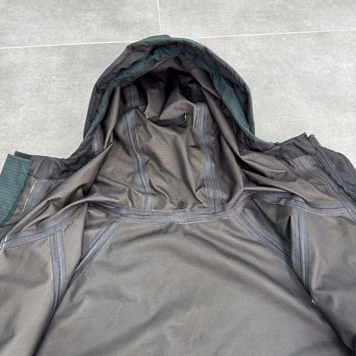 Berghaus Vintage Berghaus Extrem 7000 Gore-Tex Fabric Coat Jacket 90s Size US XL / EU 56 / 4 - 15 Thumbnail