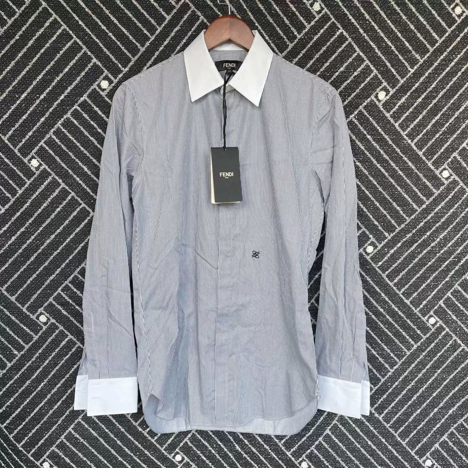 Fendi fendi striped long sleeve button-up shirt Size US M / EU 48-50 / 2 - 1 Thumbnail