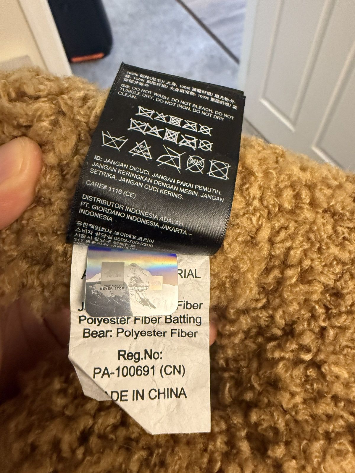 Supreme × The North Face Teddy Bear Size ONE SIZE - 8 Thumbnail