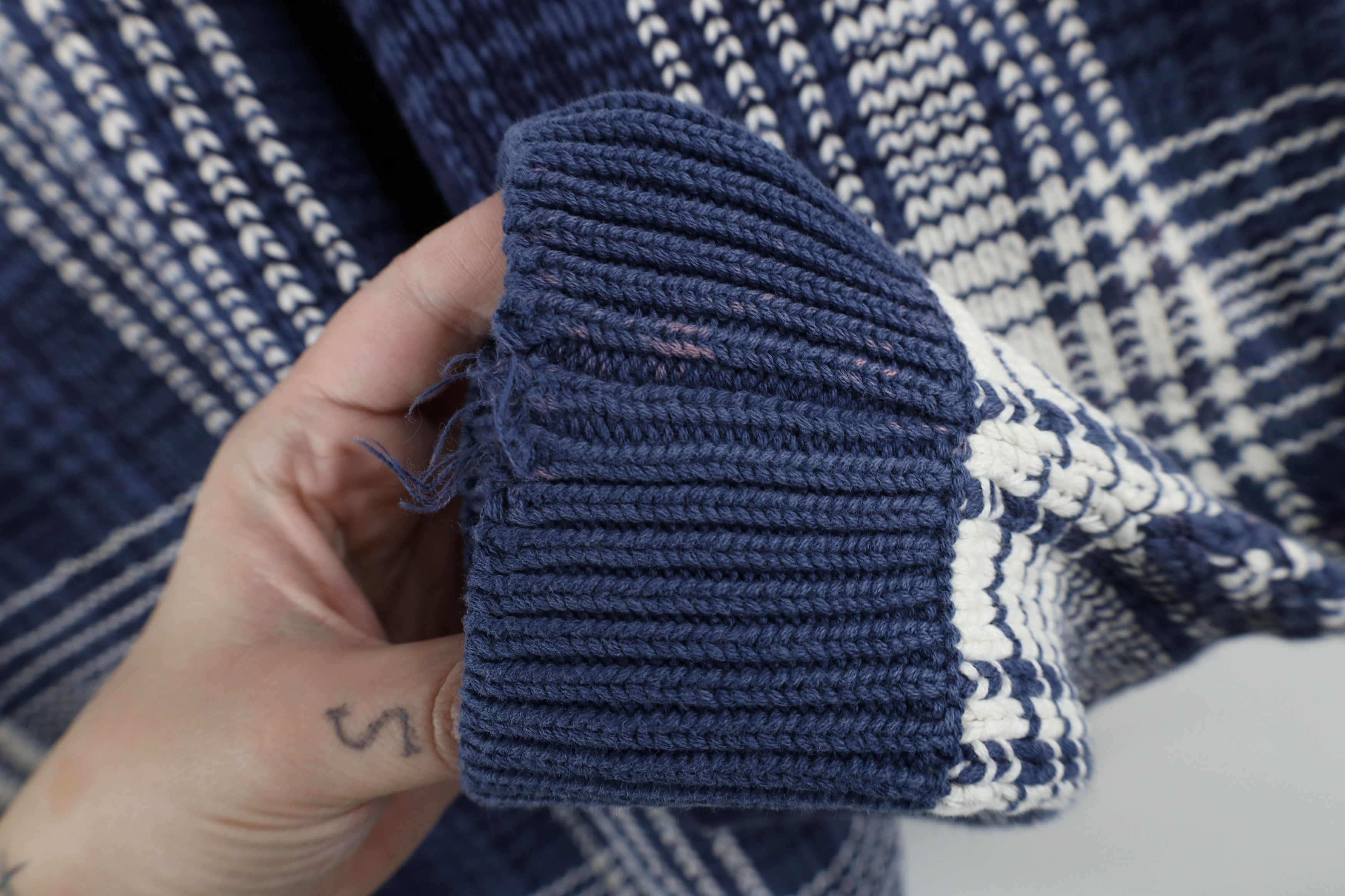 Vintage Vintage 90s Streetwear Chunky Knit Crewneck Sweater Plaid Size US L / EU 52-54 / 3 - 9 Thumbnail