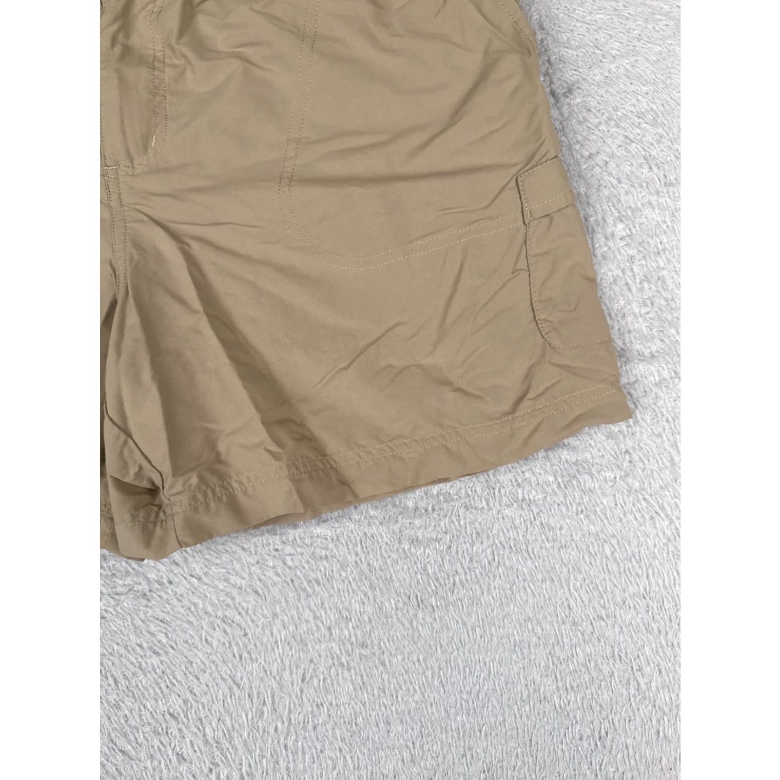 Vintage Columbia Women's Shorts Cargo Elastic Waist Nylon Beige Casual Activewear Travel Size L Size 36" / US 14 / IT 50 - 2 Thumbnail