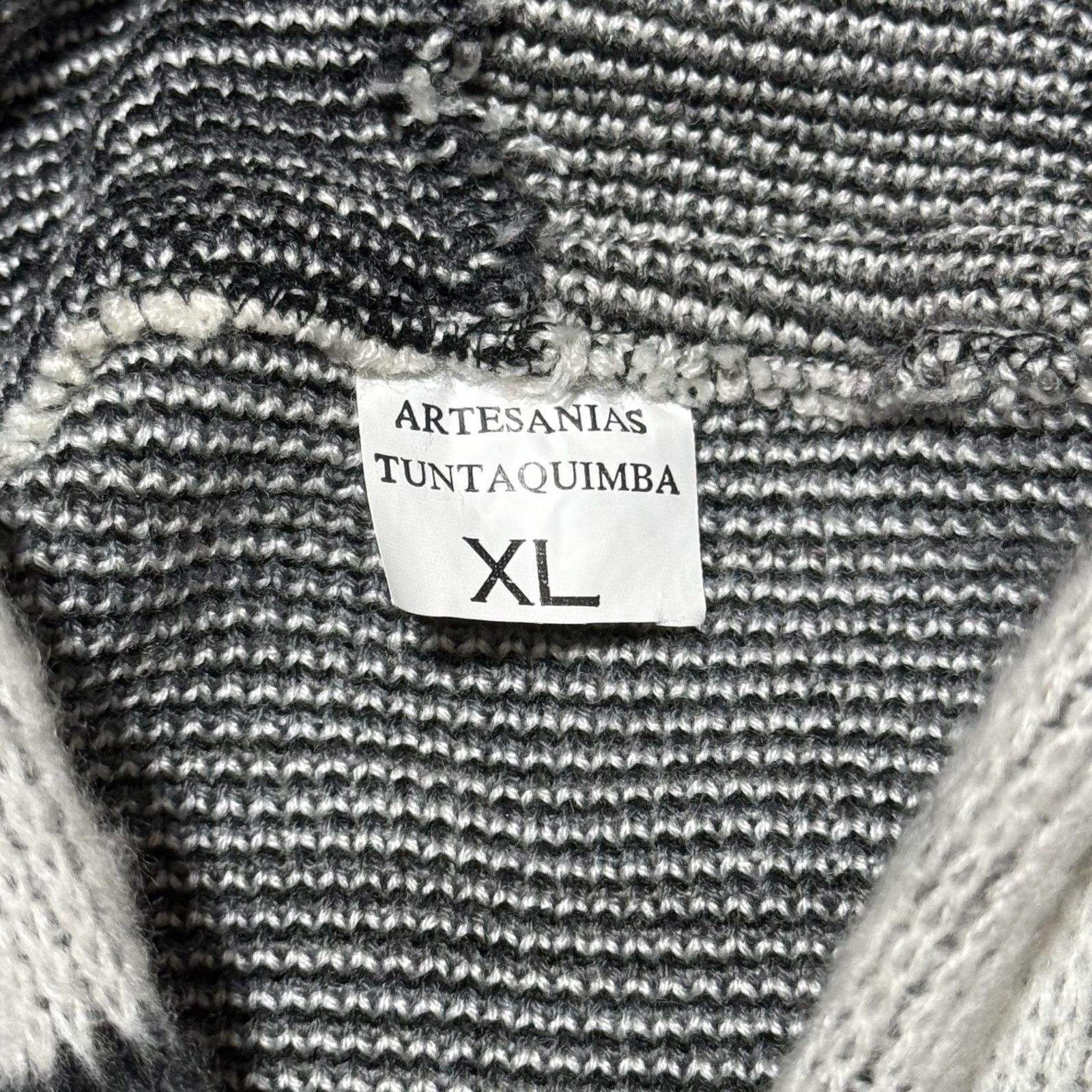 Fruit Of The Loom Artesanias Tuntaquimba Sweater Mens XL Wolf Feather pattern Size US XL / EU 56 / 4 - 3 Thumbnail