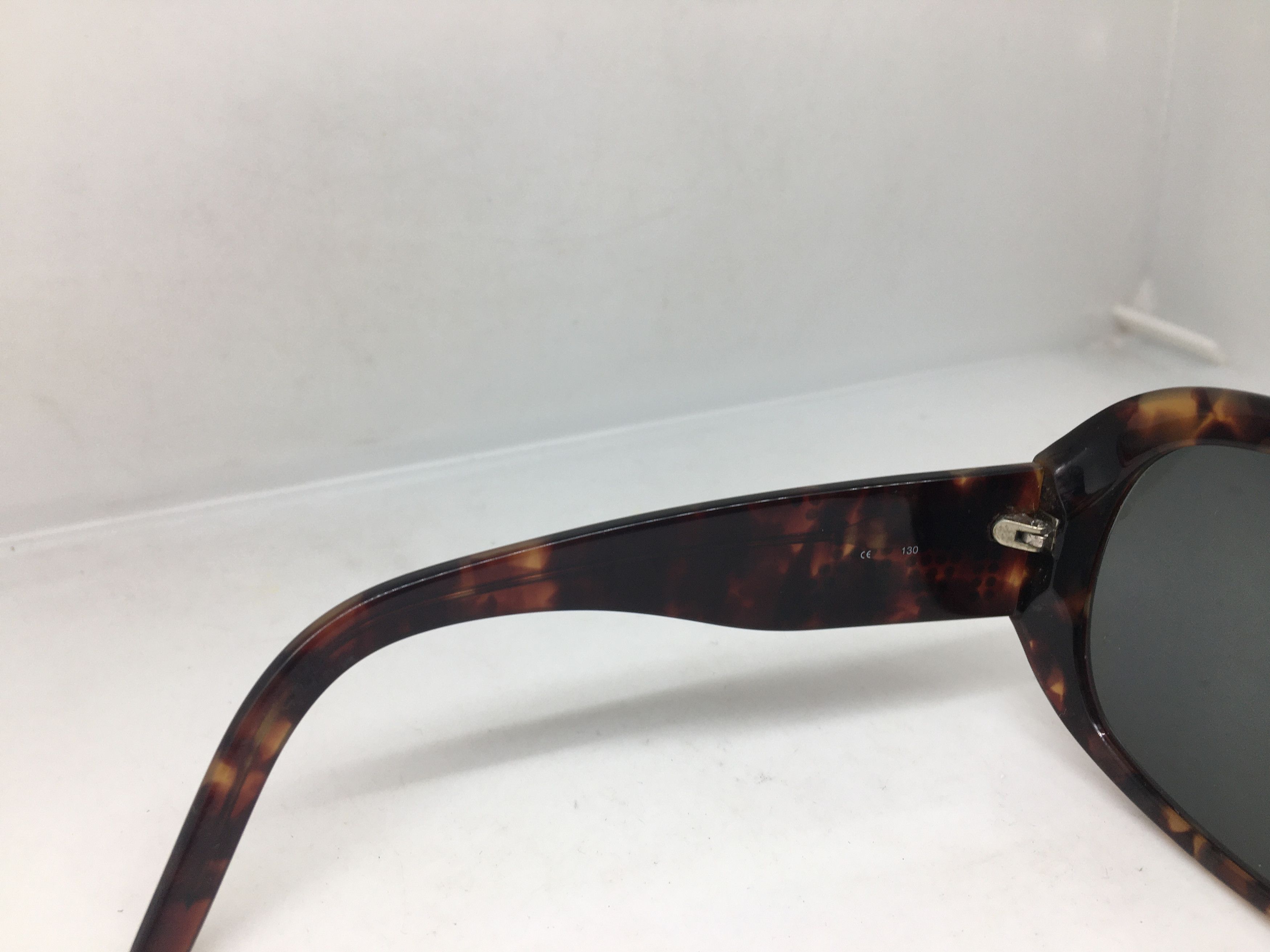 Vintage Vintage Michael kors Tortoise Oversize Sunglasses Frame Size ONE SIZE - 6 Thumbnail