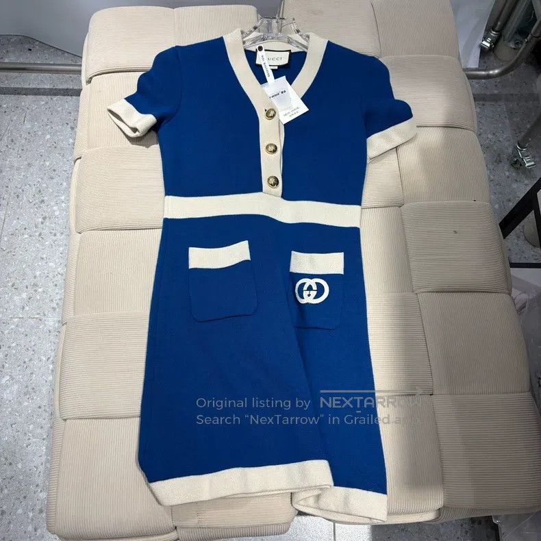 Gucci Gucci Logo wool short-sleeved A-shaped dress Size XS / US 0-2 / IT 36-38 - 1 Thumbnail