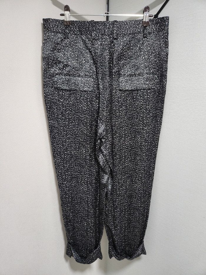 Neil Barrett neil barrett 헤링본 프린트 크롭팬츠 Size 28" / US 6 / IT 42 - 4 Thumbnail
