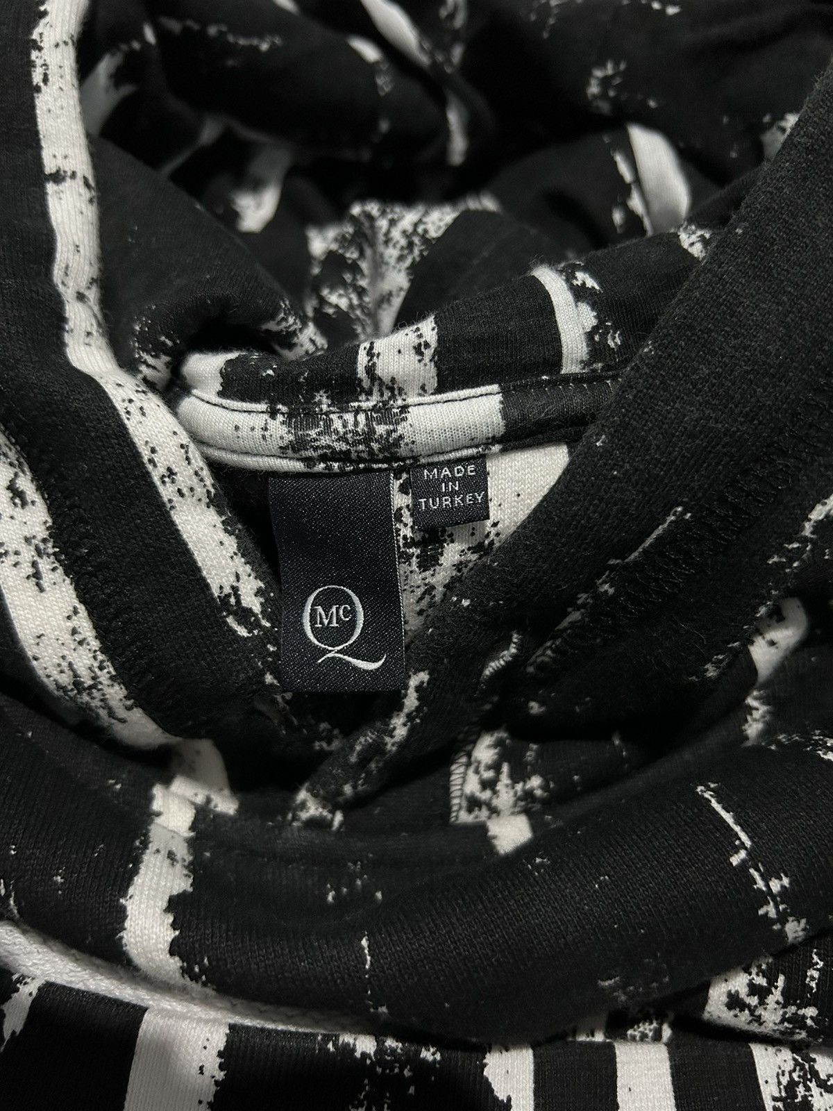 Alexander McQueen × MCQ × McQ Alexander McQueen Alexander McQueen Crazy Full Print Hoodie ☠️ Size US S / EU 44-46 / 1 - 6 Thumbnail