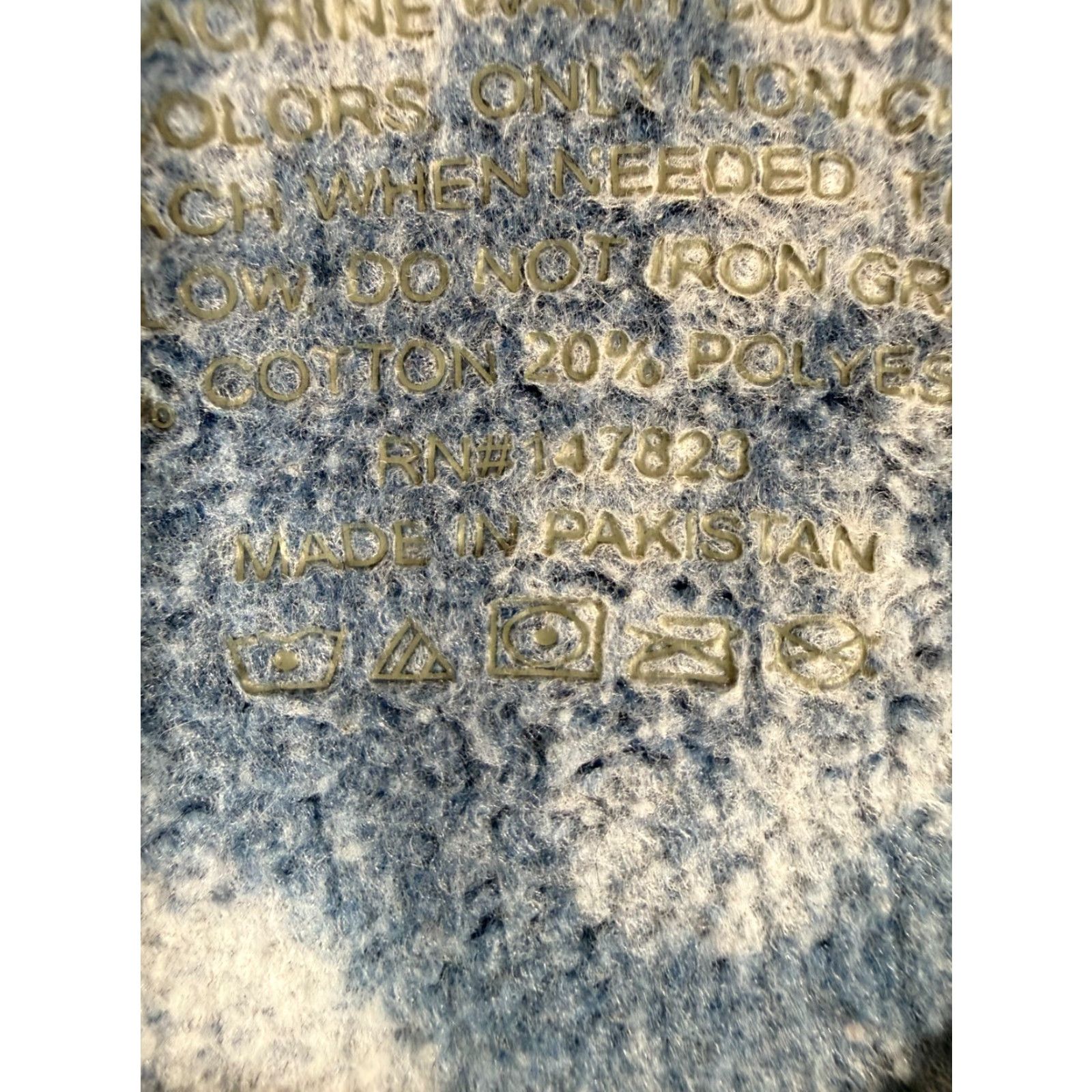Vintage Buc-ee's Sweatshirt Womens L Blue Tie Dye Fleece Beaver Nuggets Graphic Crew Neck Pullover Size L / US 10 / IT 46 - 7 Thumbnail