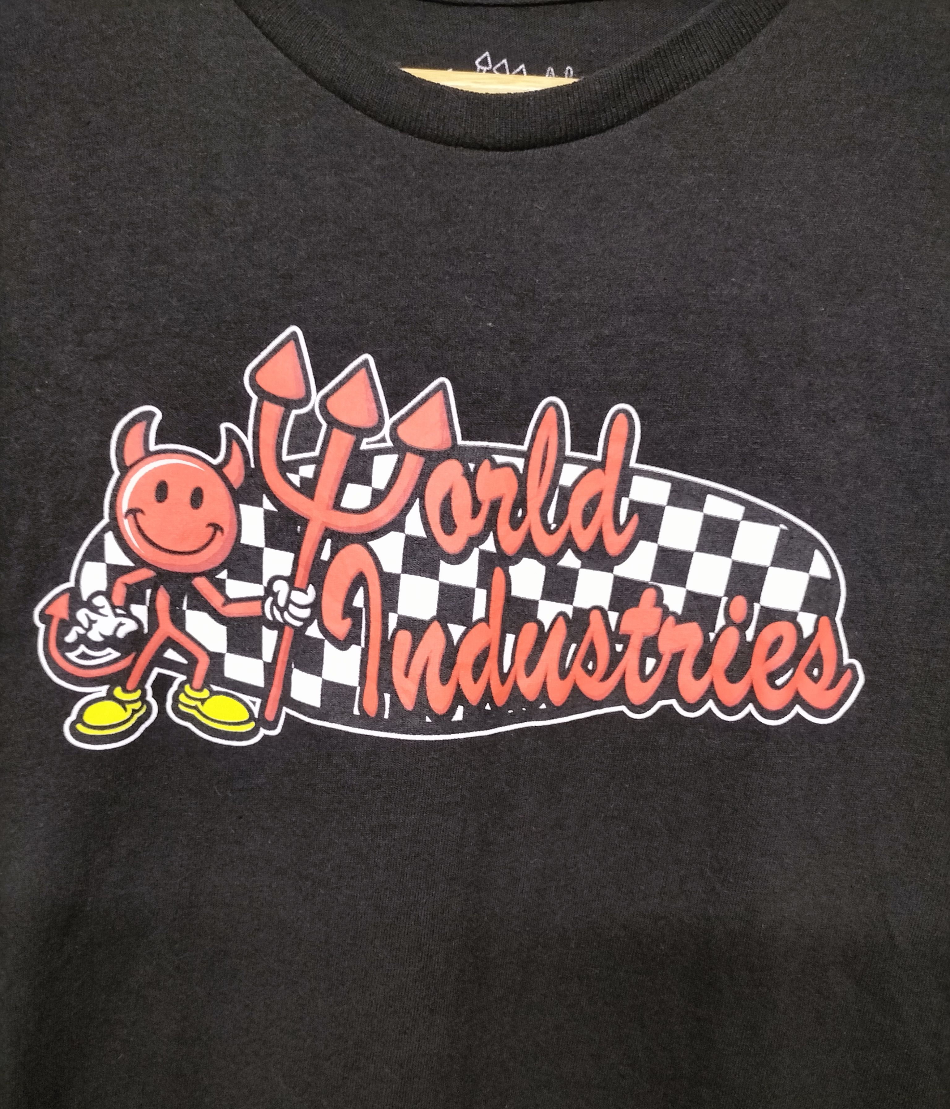 World Industries World industries skateboarding tshirt Size US M / EU 48-50 / 2 - 3 Thumbnail