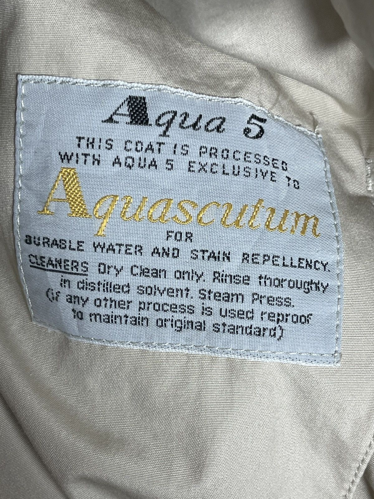 Aquascutum × Designer × Vintage Vintage Aquascutum trench coat made in England Size L / US 10 / IT 46 - 7 Thumbnail