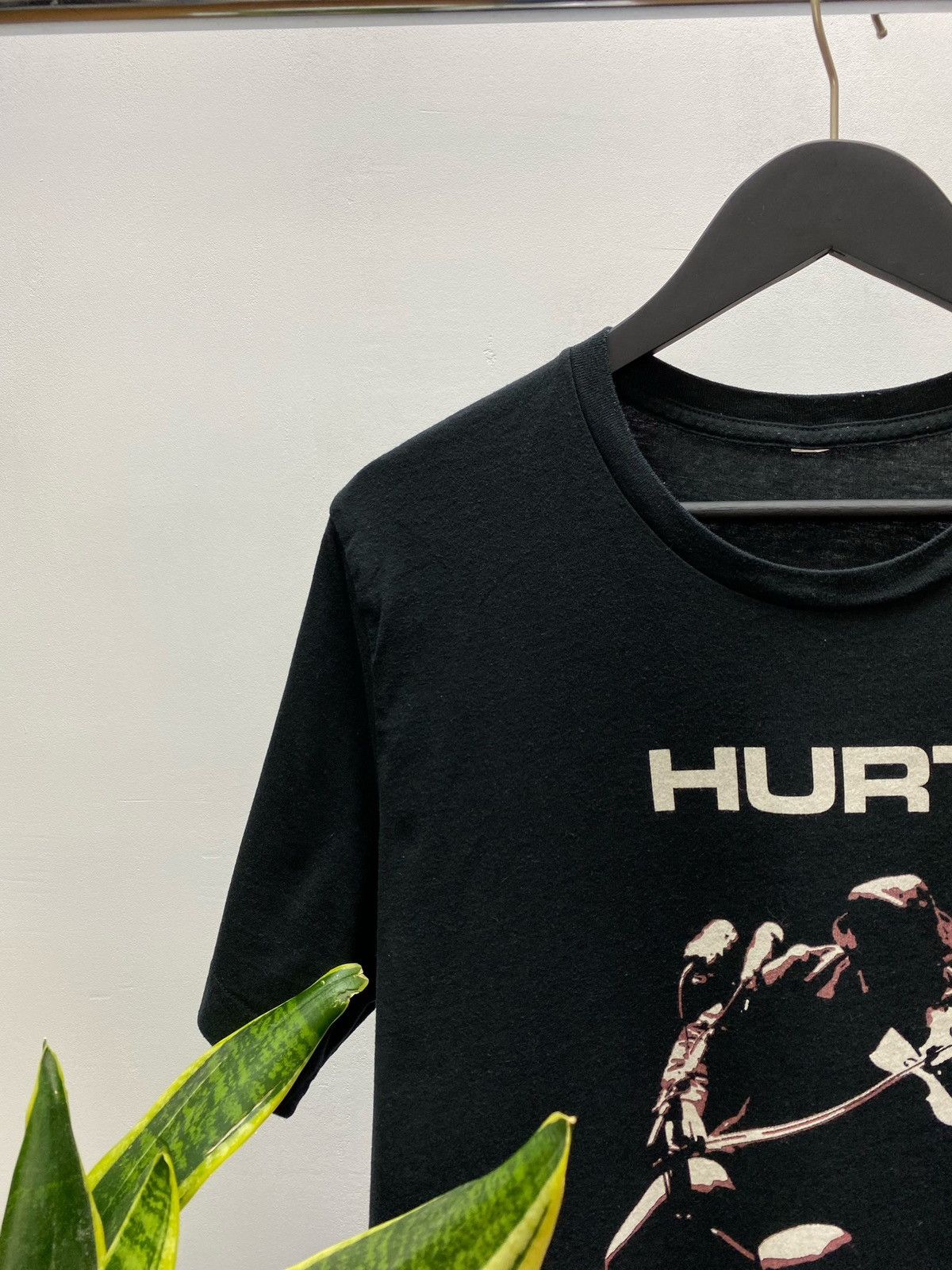 Band Tees Hurt Band T shirt Tour Men’s Black L Size US L / EU 52-54 / 3 - 7 Thumbnail