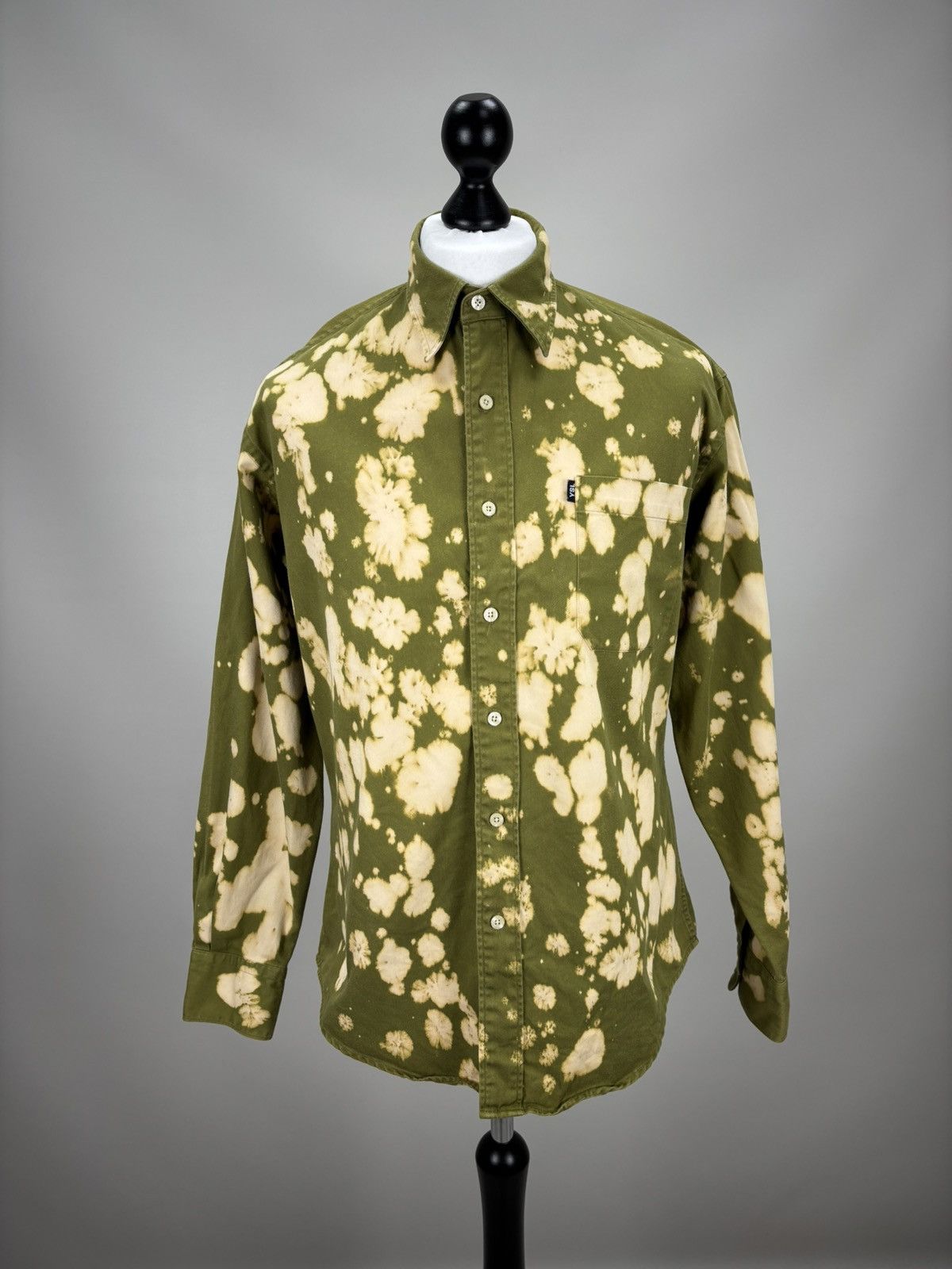 Saint Laurent Paris Mens hand made shirt Saint Laurent Jeans Size L Size US L / EU 52-54 / 3 - 1 Thumbnail
