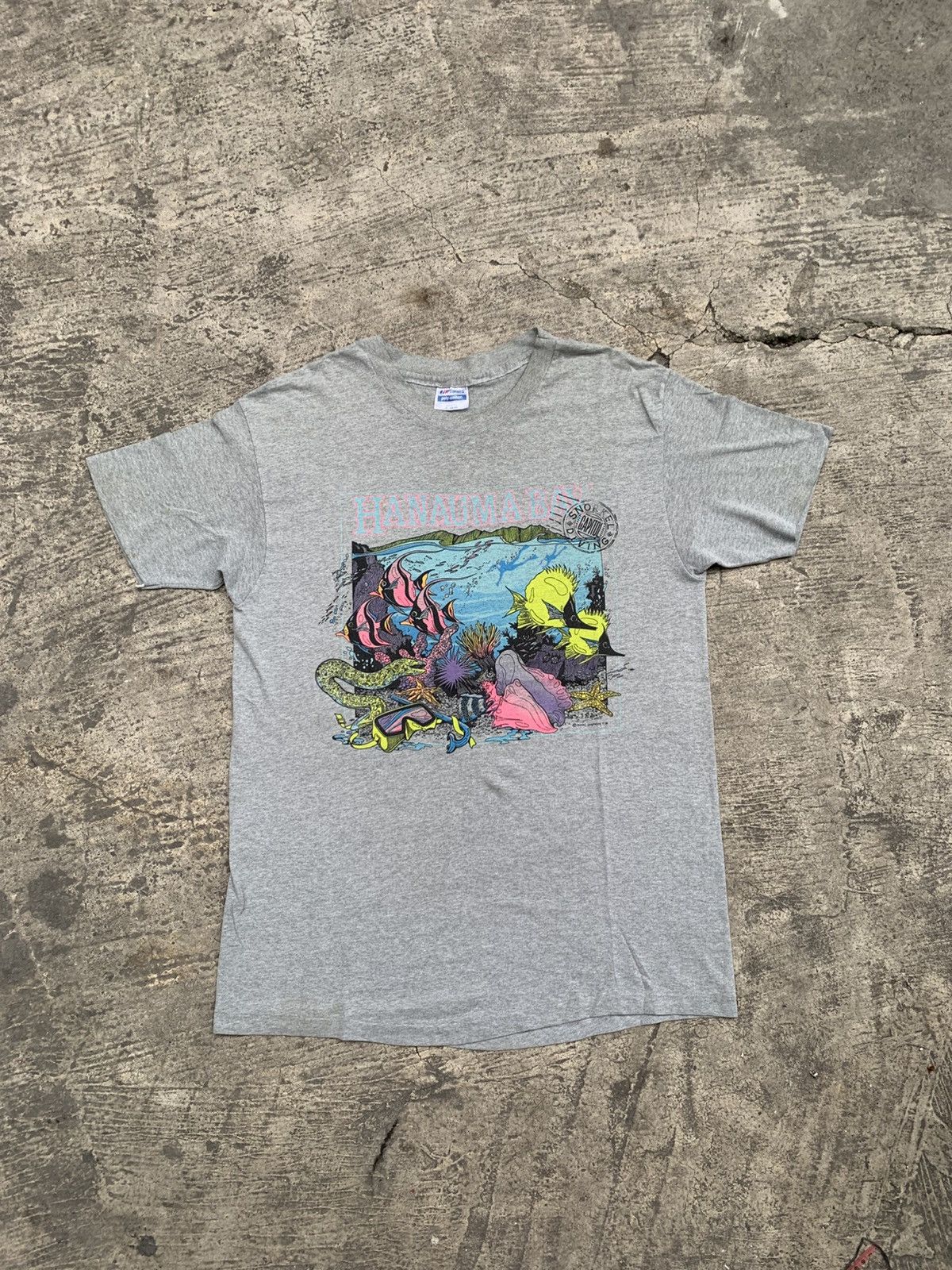 Hanes Vintage 90s Hanes Hanauma Bay T-shirt Size US L / EU 52-54 / 3 - 1 Thumbnail