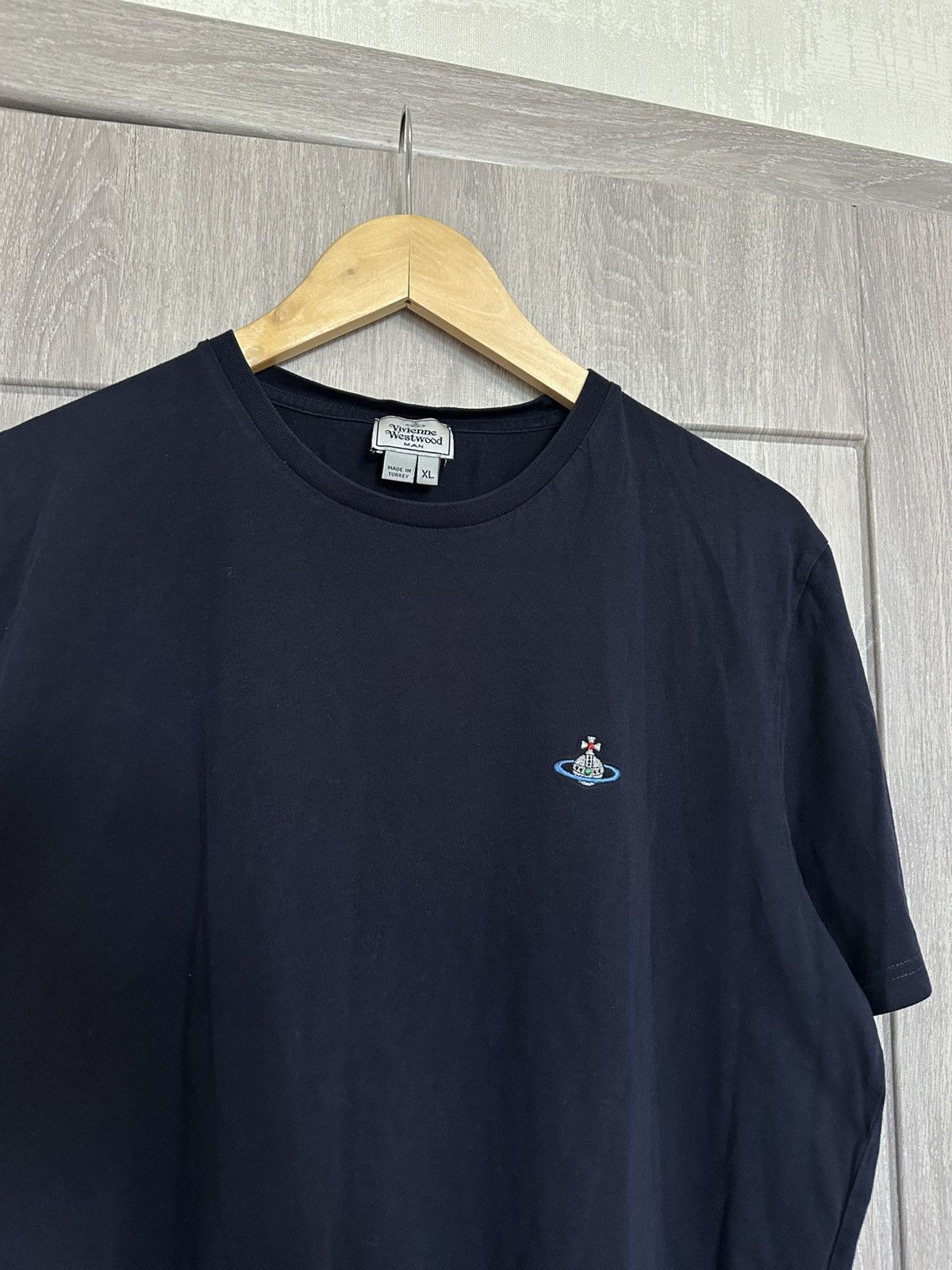 Vivienne Westwood VIVIENNE WESTWOOD LOGO TEE SHIRT MEN'S SIZE XL Size US XL / EU 56 / 4 - 3 Thumbnail