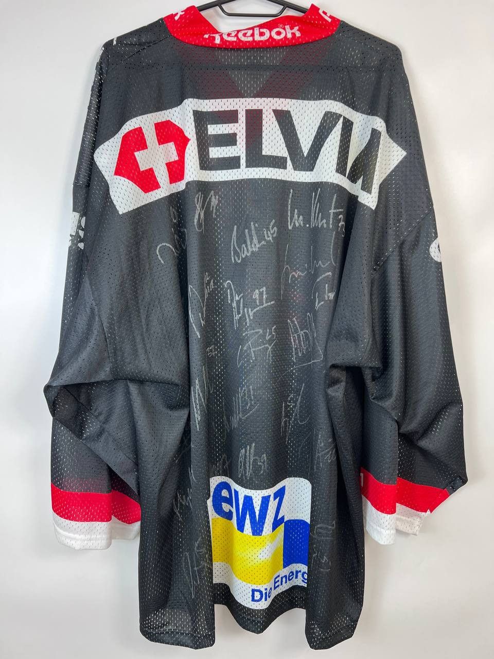 Other ZSC LIONS VINTAGE HOCKEY SHIRT REEBOK CAPITAL CUP 2001 SzXL Size US XL / EU 56 / 4 - 6 Thumbnail
