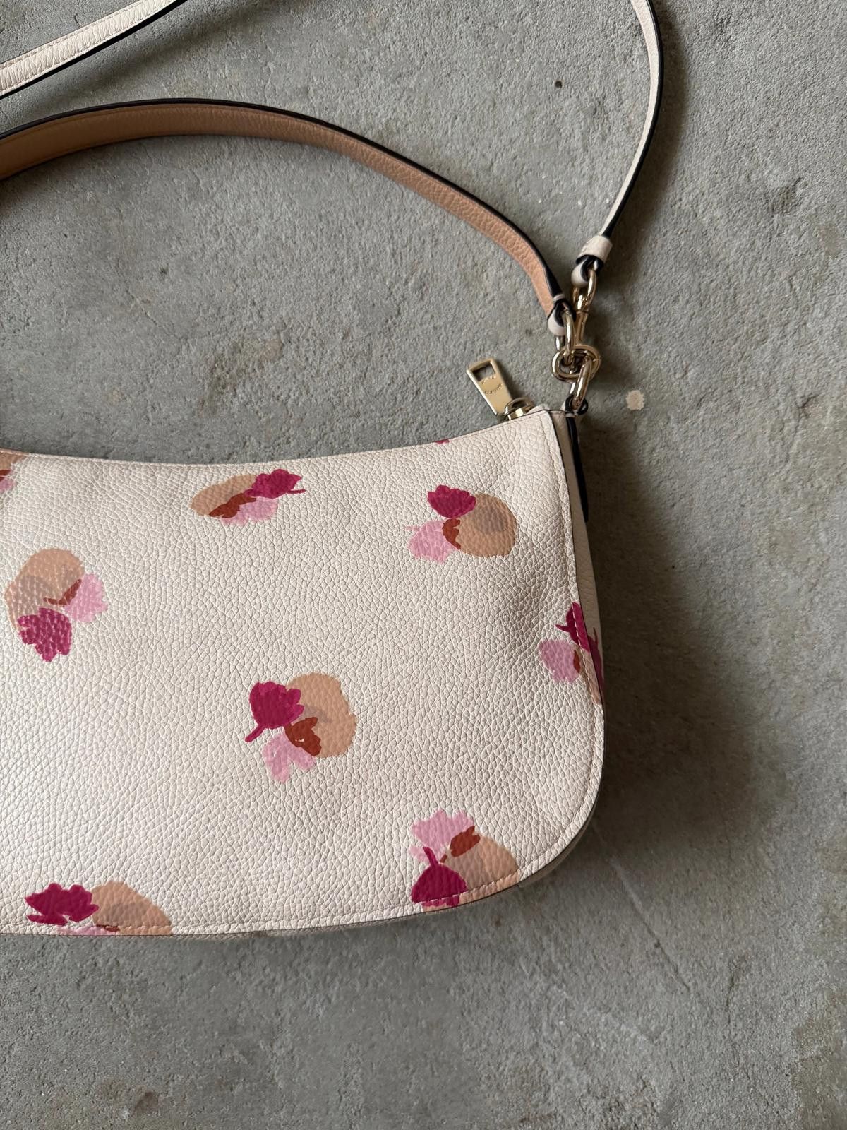 Coach Coach 2Way Sutton Floral Shoulder Bag White/Pink Size ONE SIZE - 8 Thumbnail
