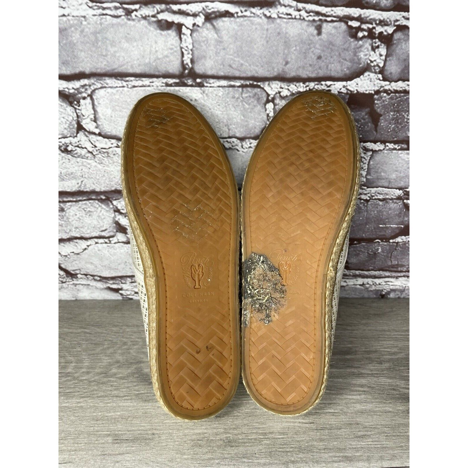 Cole Haan Cole Haan Ivory Leather Perforated Espadrilles Comfort Shoes Size US 8.5 / IT 38.5 - 13 Thumbnail