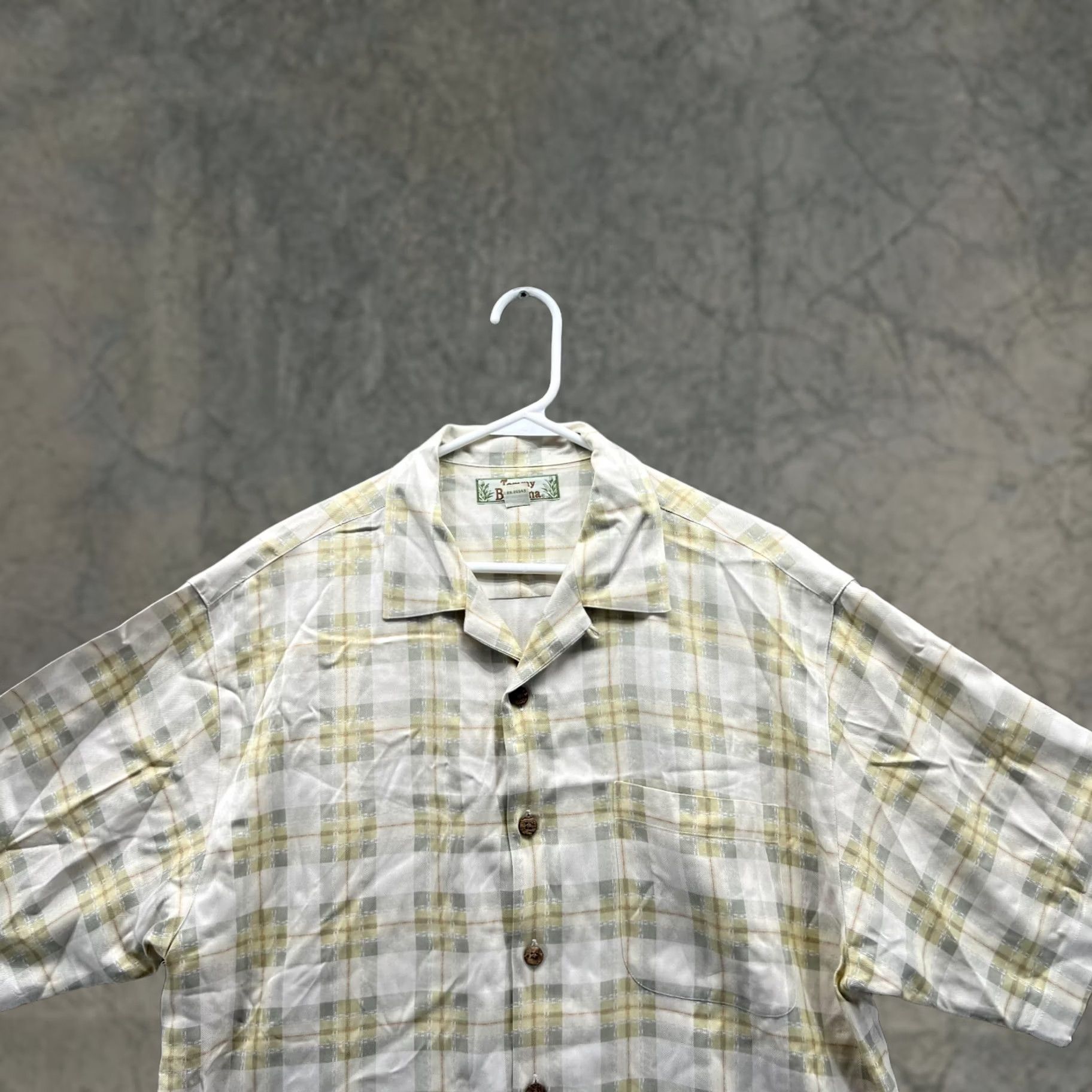 Tommy Bahama Tommy Bahama Shirt Men M Beige Silk Button-Up Check Vtg Preppy Glen-Style Short Sleeve, Regular Fit, 46 Chest, Button-Down Collar, All Seasons, China Size US M / EU 48-50 / 2 - 1 Thumbnail