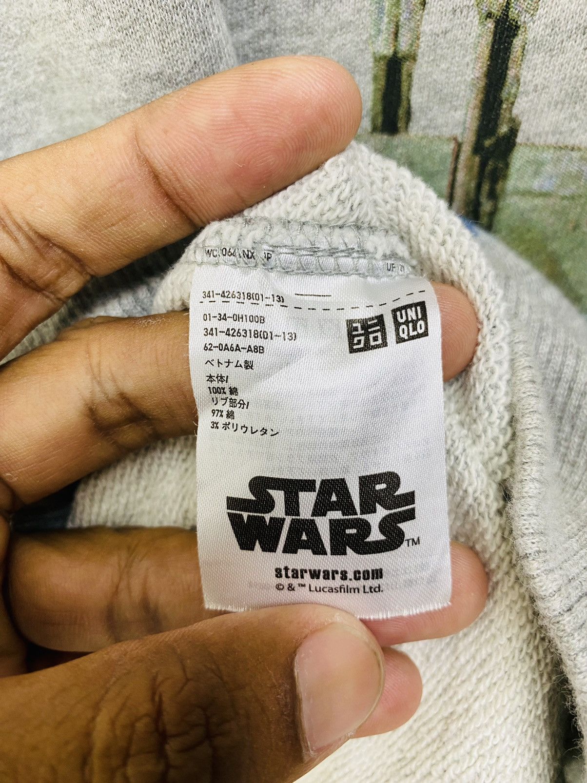 Uniqlo Uniqlo X Star Wars Hoodie Big Logo Pullover Jumper Size M Size US M / EU 48-50 / 2 - 9 Thumbnail