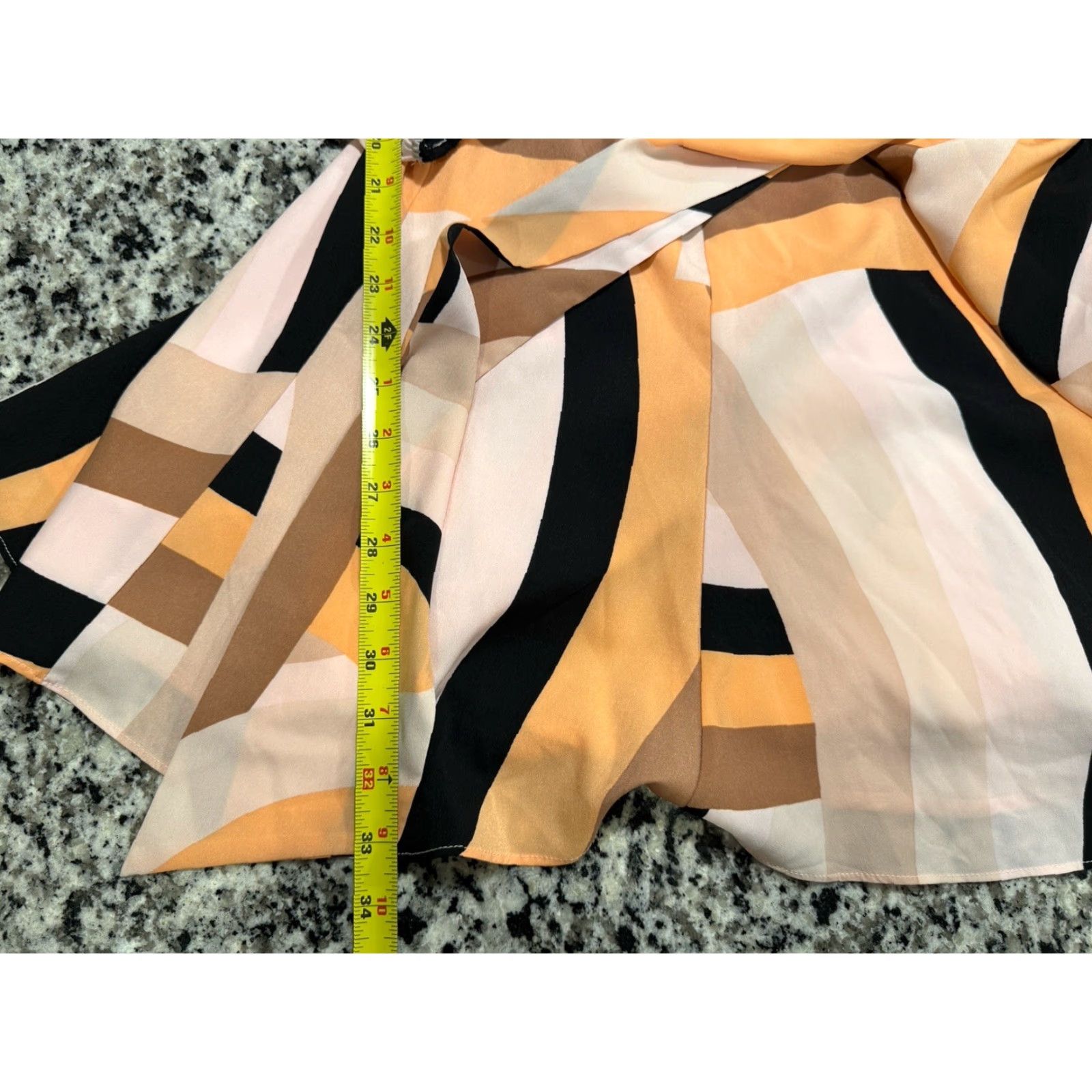 Anthropologie NWT Anthropologie Hutch Mod Geo Wrap Mini Dress Puff Sleeves Geometric Sz L Size L / US 10 / IT 46 - 3 Thumbnail