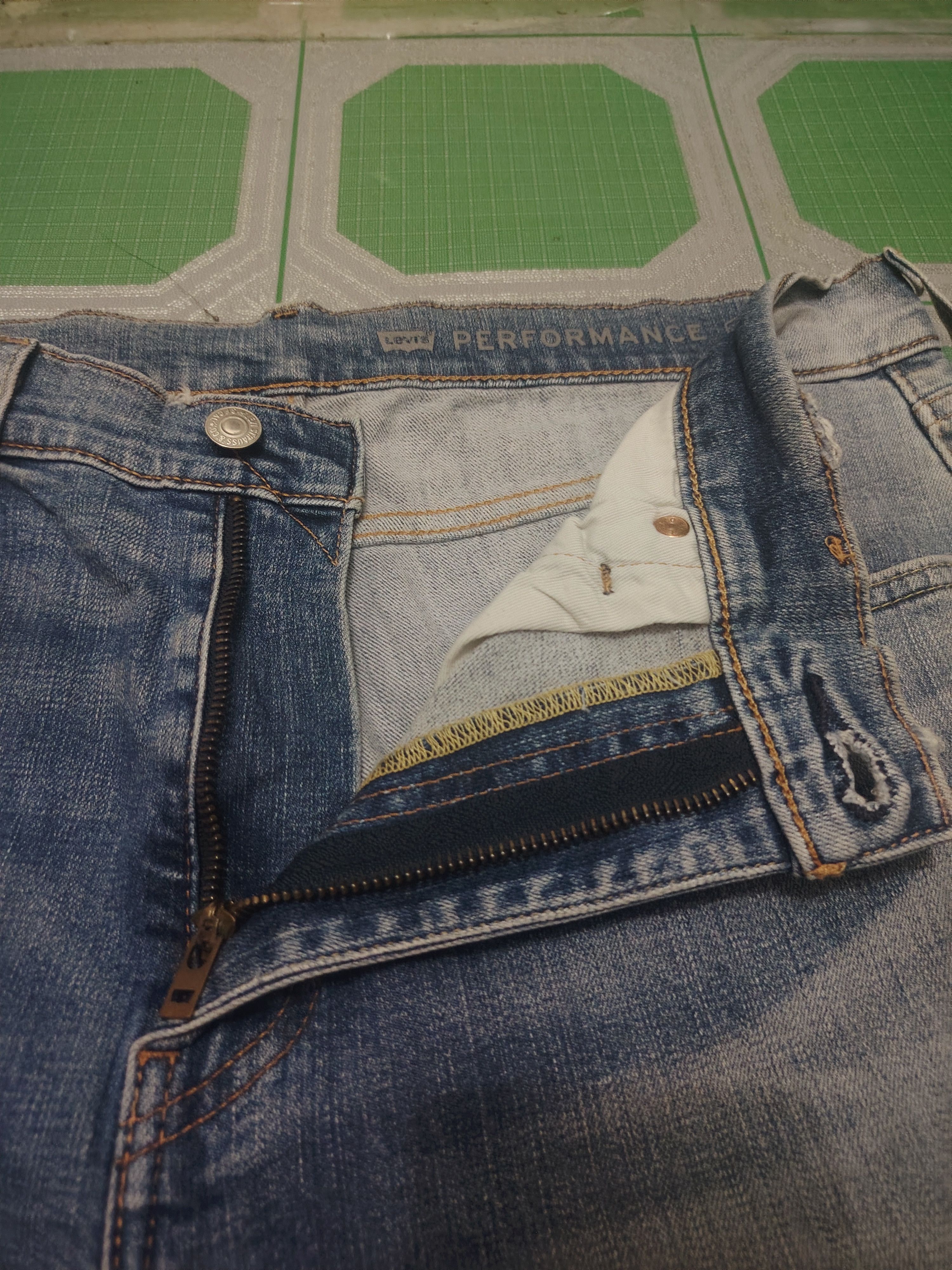 Levi's Distressed Thrashed Levi's 512 Big E Stretch Jeans Size US 34 / EU 50 - 7 Thumbnail