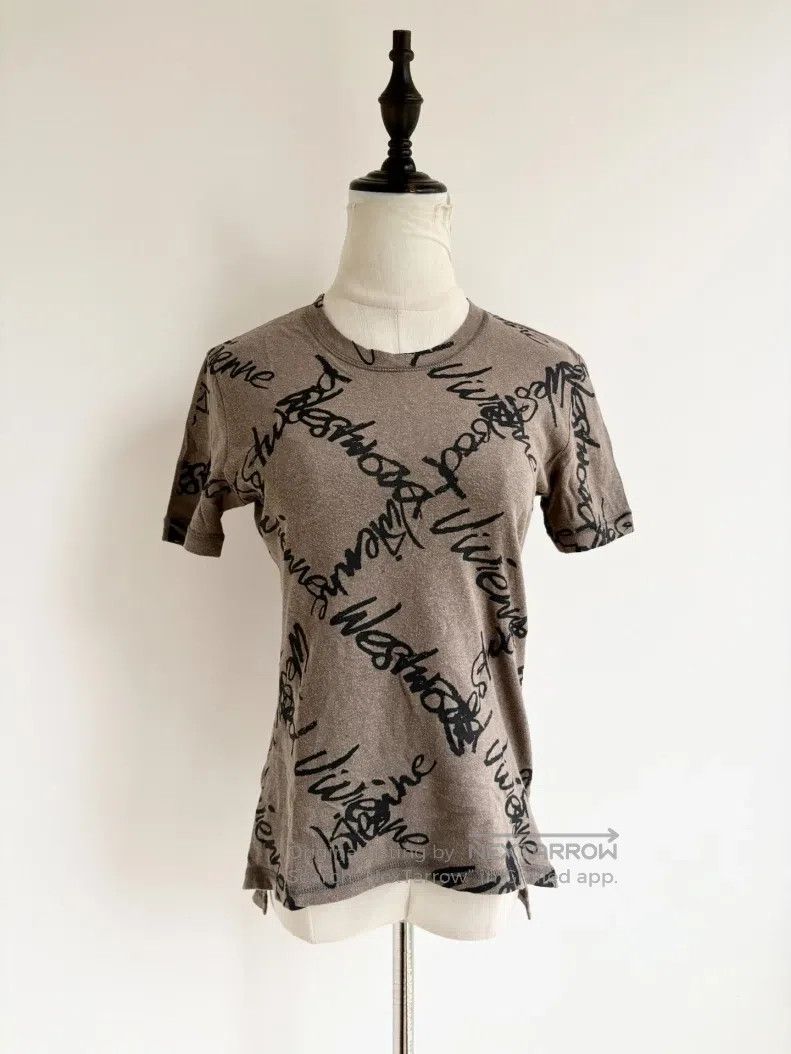 Vivienne Westwood Vivienne Westwood Beige Full Print Letter Short Sleeve Size L / US 10 / IT 46 - 1 Thumbnail