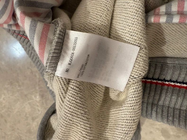 Thom Browne Thom Browne size5 Grey striped shorts Size US 29 - 5 Thumbnail