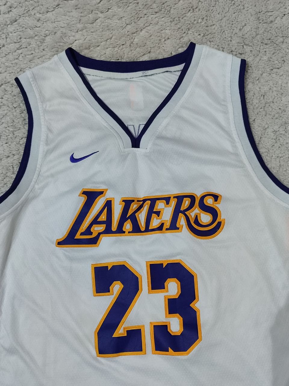 NBA × Nike × Vintage 🏀Vintage Nike Lakers Jersey James #23 Size US XL / EU 56 / 4 - 2 Thumbnail