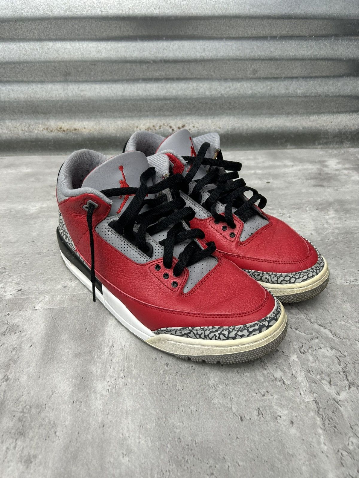 Jordan Brand Jordan 3 Size US 10.5 / EU 43-44 - 1 Thumbnail