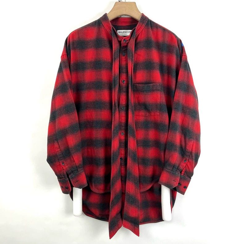 Balenciaga Balenciaga size 36 Black and red plaid back logo drawstrin Size S / US 4 / IT 40 - 1 Thumbnail