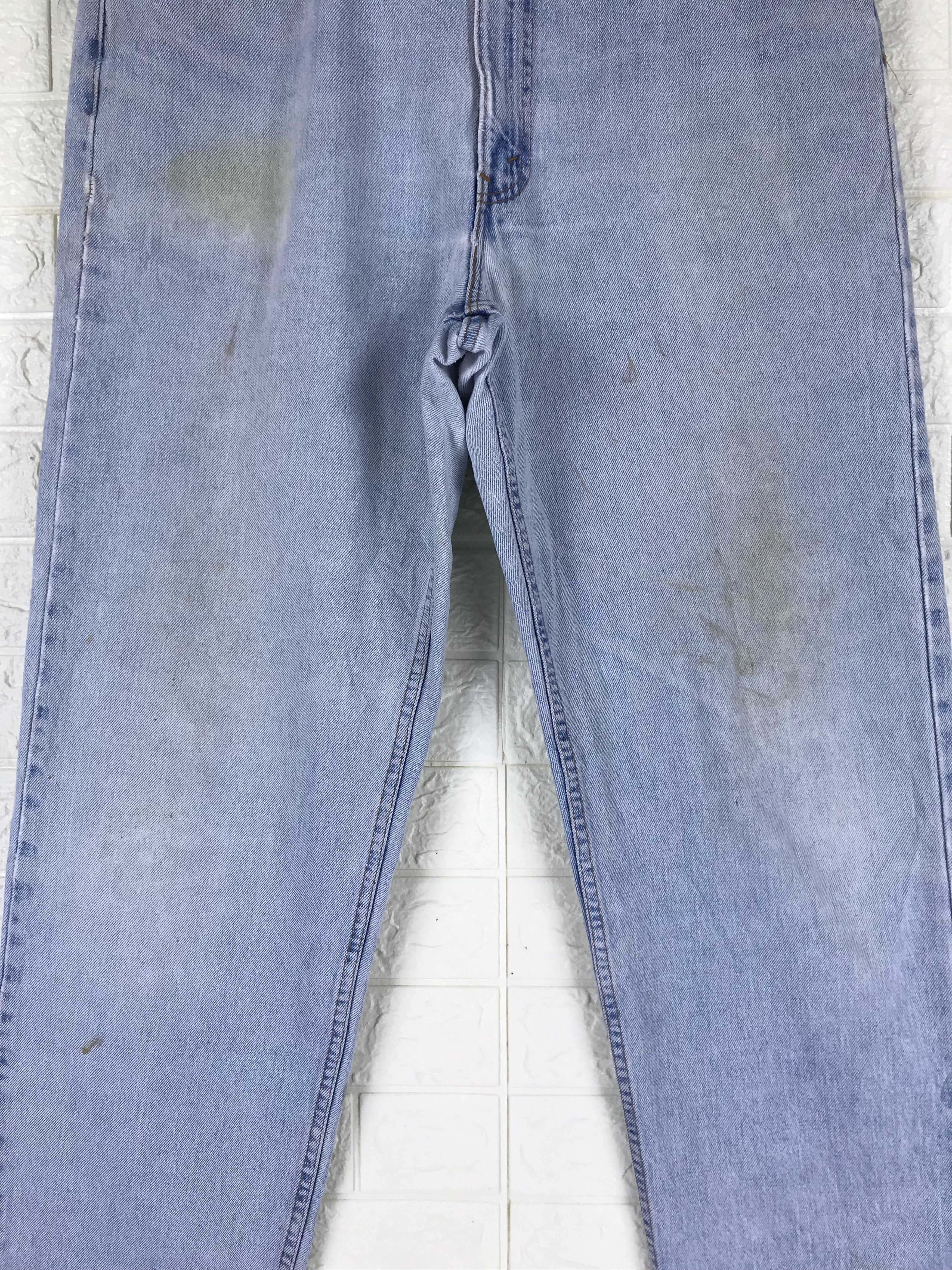 Levi's Vintage 90s Levi's 550 Relaxed Fit Jeans Light Wash Denim Size US 36 / EU 52 - 3 Thumbnail