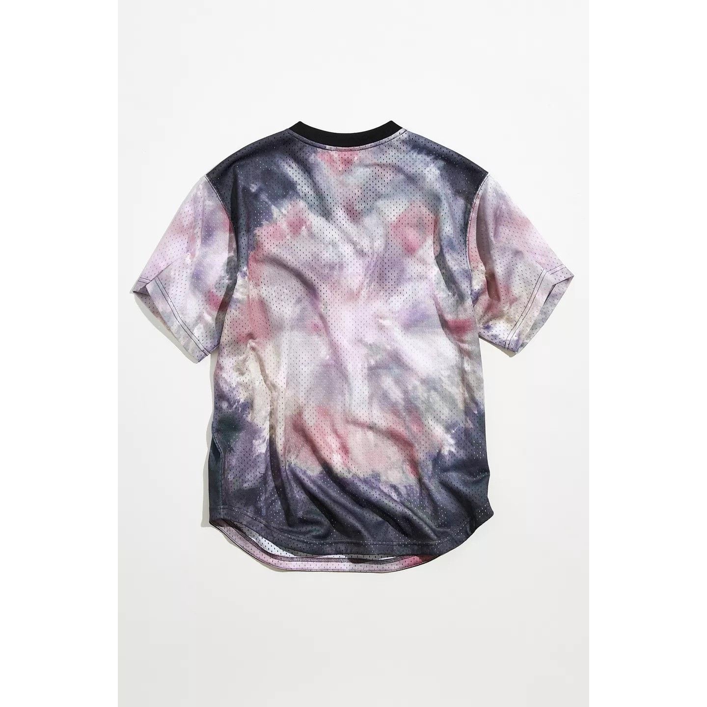 Mitchell & Ness × Urban Outfitters New UO Mitchell & Ness Chicago Bulls Tie-Dye Mesh Jersey Tee Size US L / EU 52-54 / 3 - 4 Thumbnail